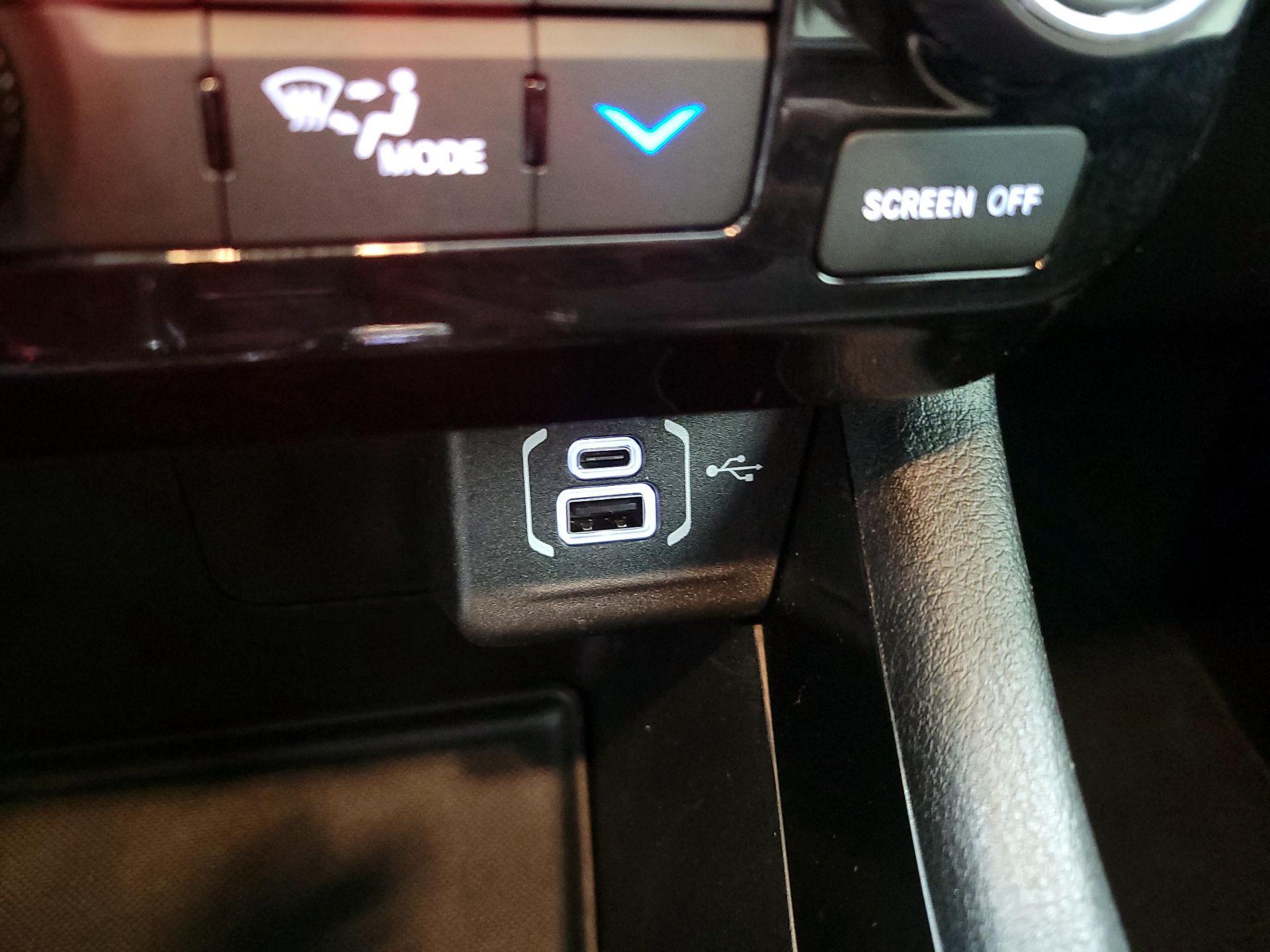 Thumbnail: 2022 Jeep Compass - 19