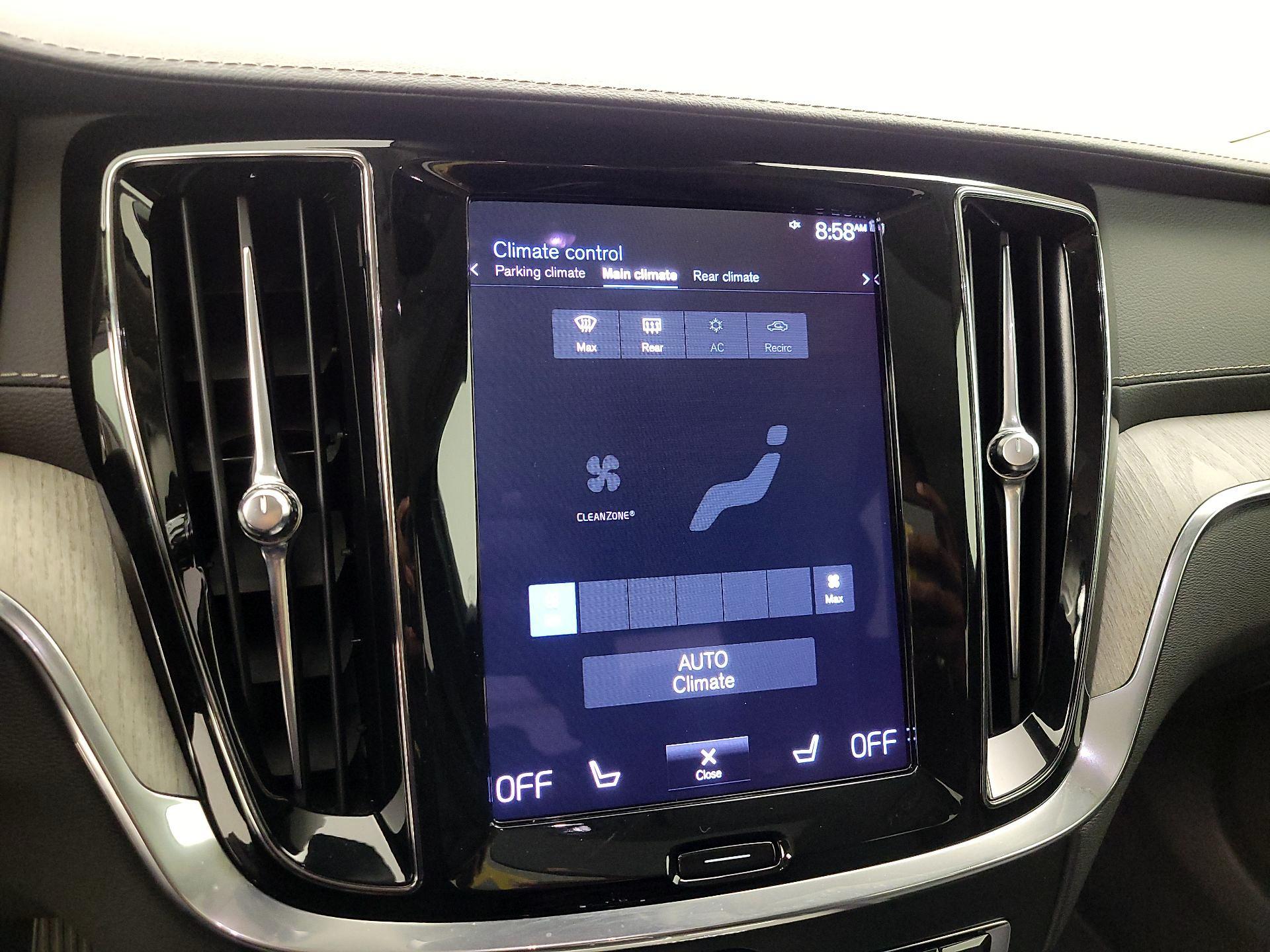 Thumbnail: 2021 Volvo S60 - 17