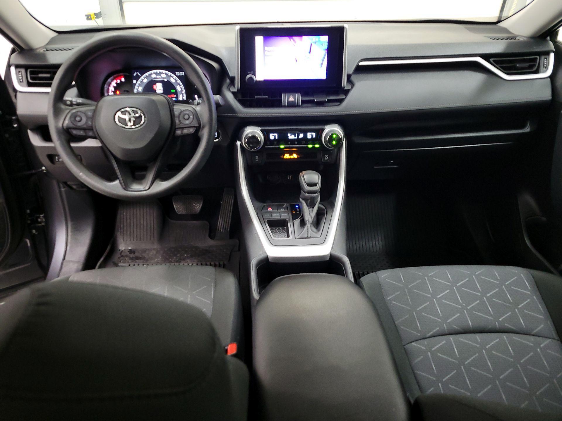 Thumbnail: 2024 Toyota RAV4 - 9