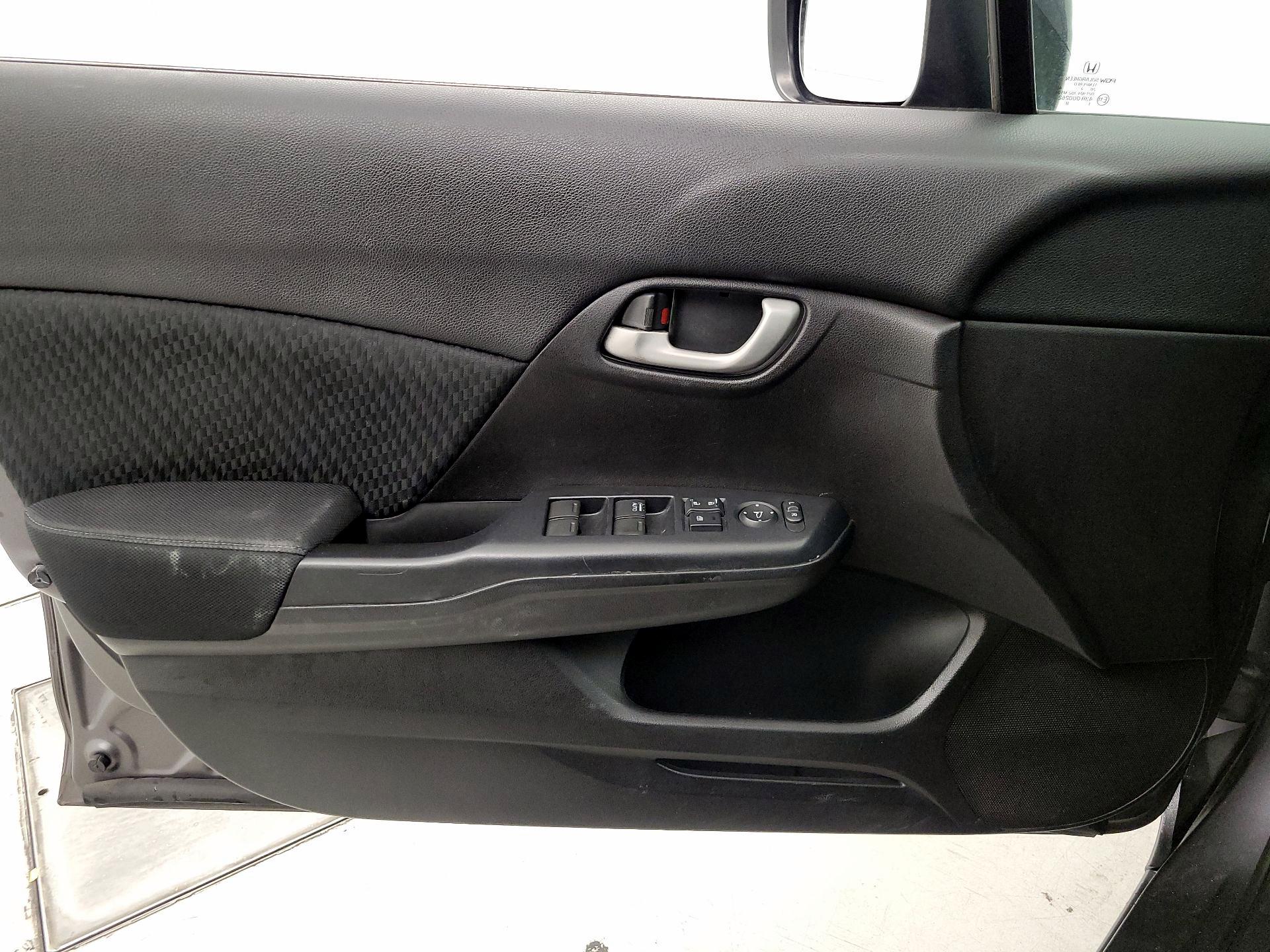 Thumbnail: 2015 Honda Civic - 12