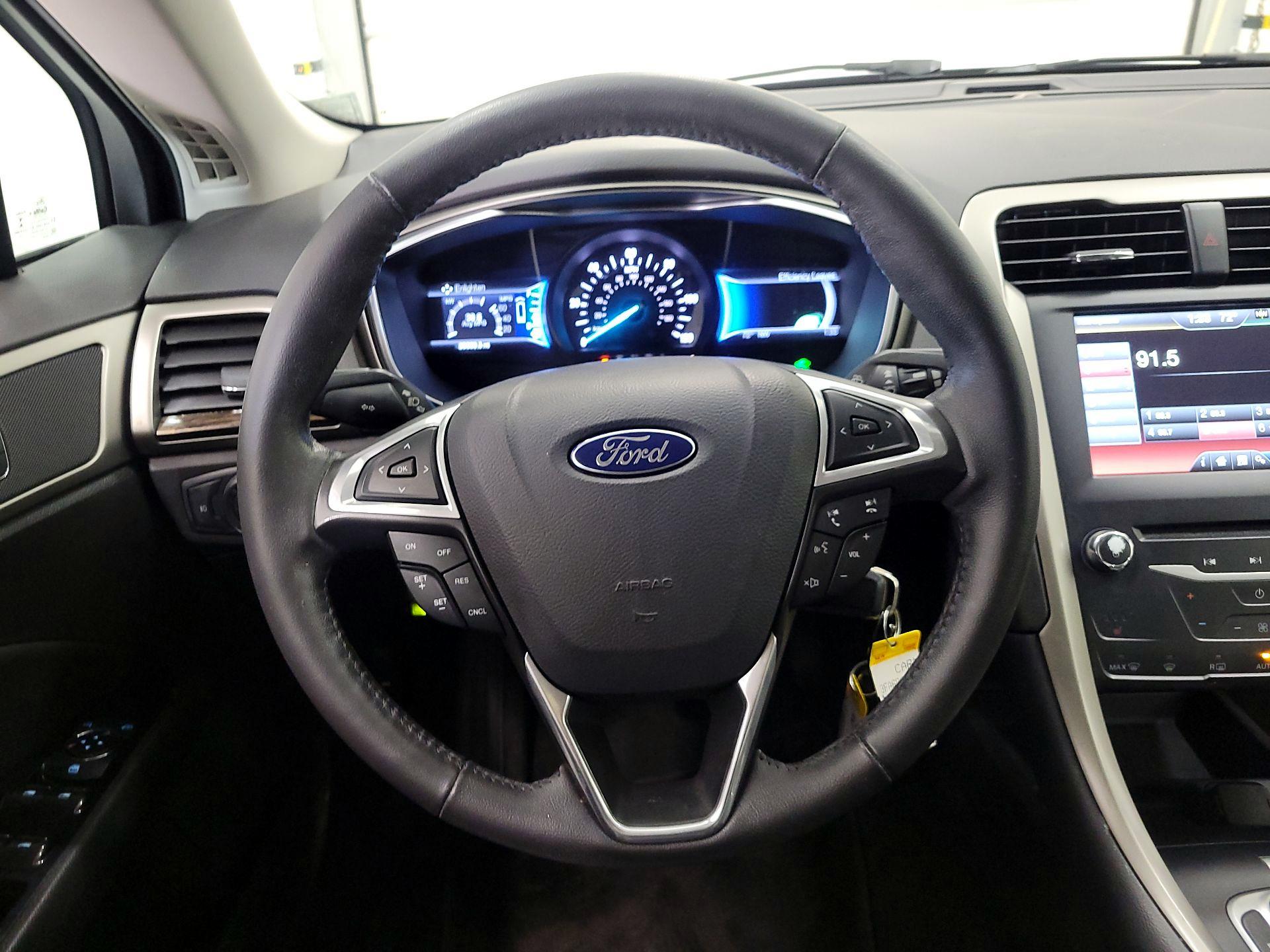 Thumbnail: 2014 Ford Fusion - 10