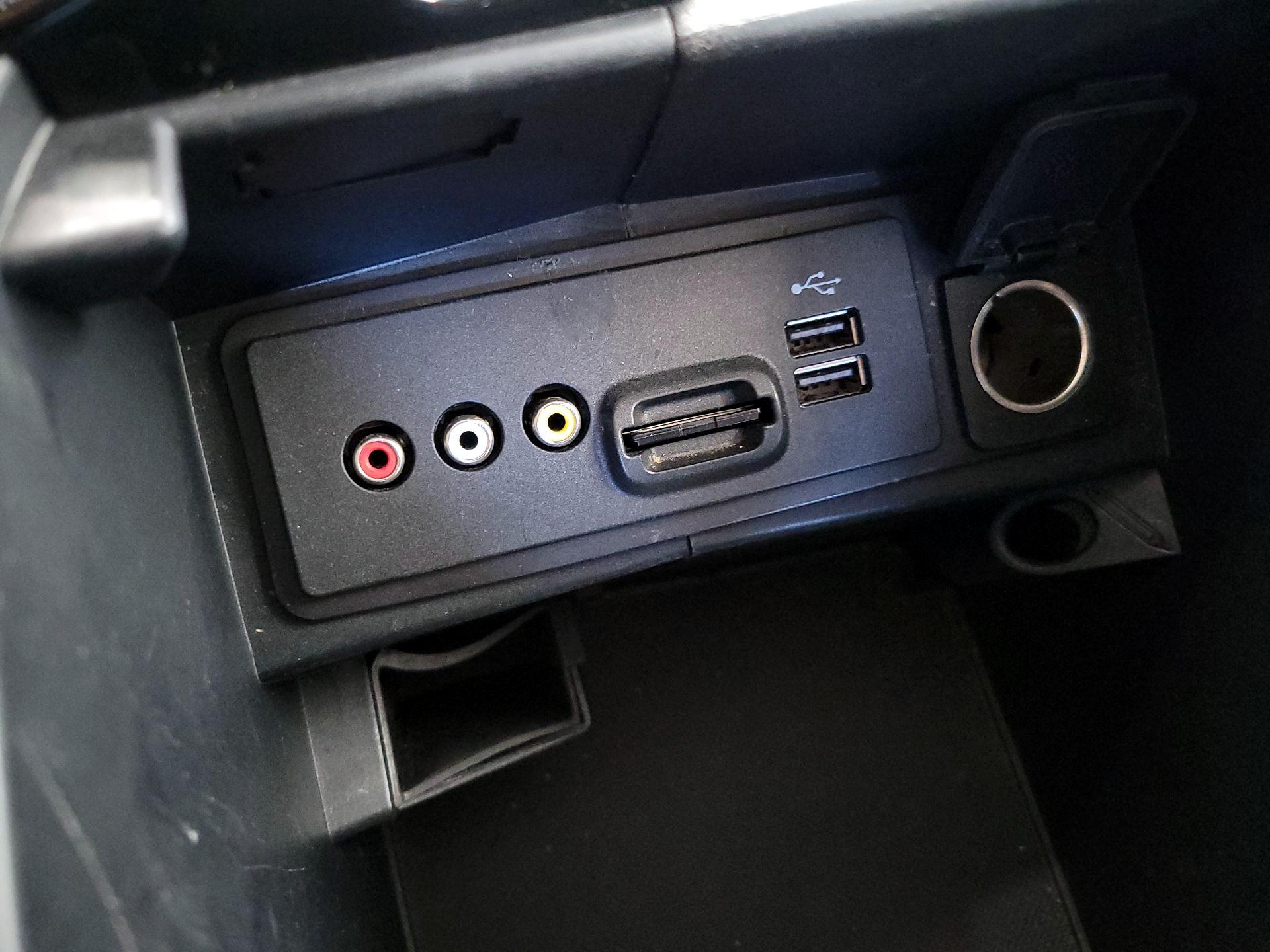 Thumbnail: 2014 Ford Fusion - 18