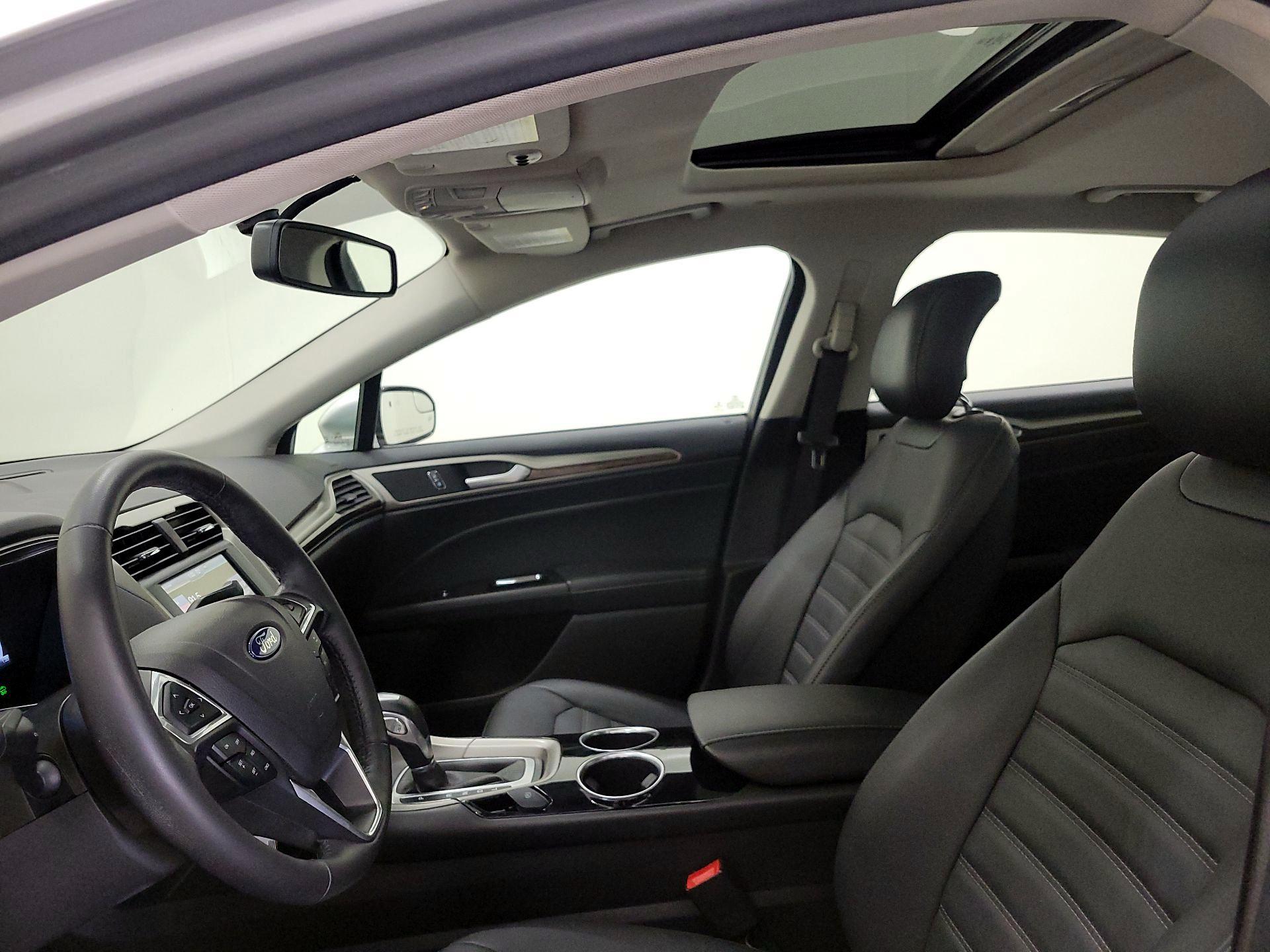 Thumbnail: 2014 Ford Fusion - 19