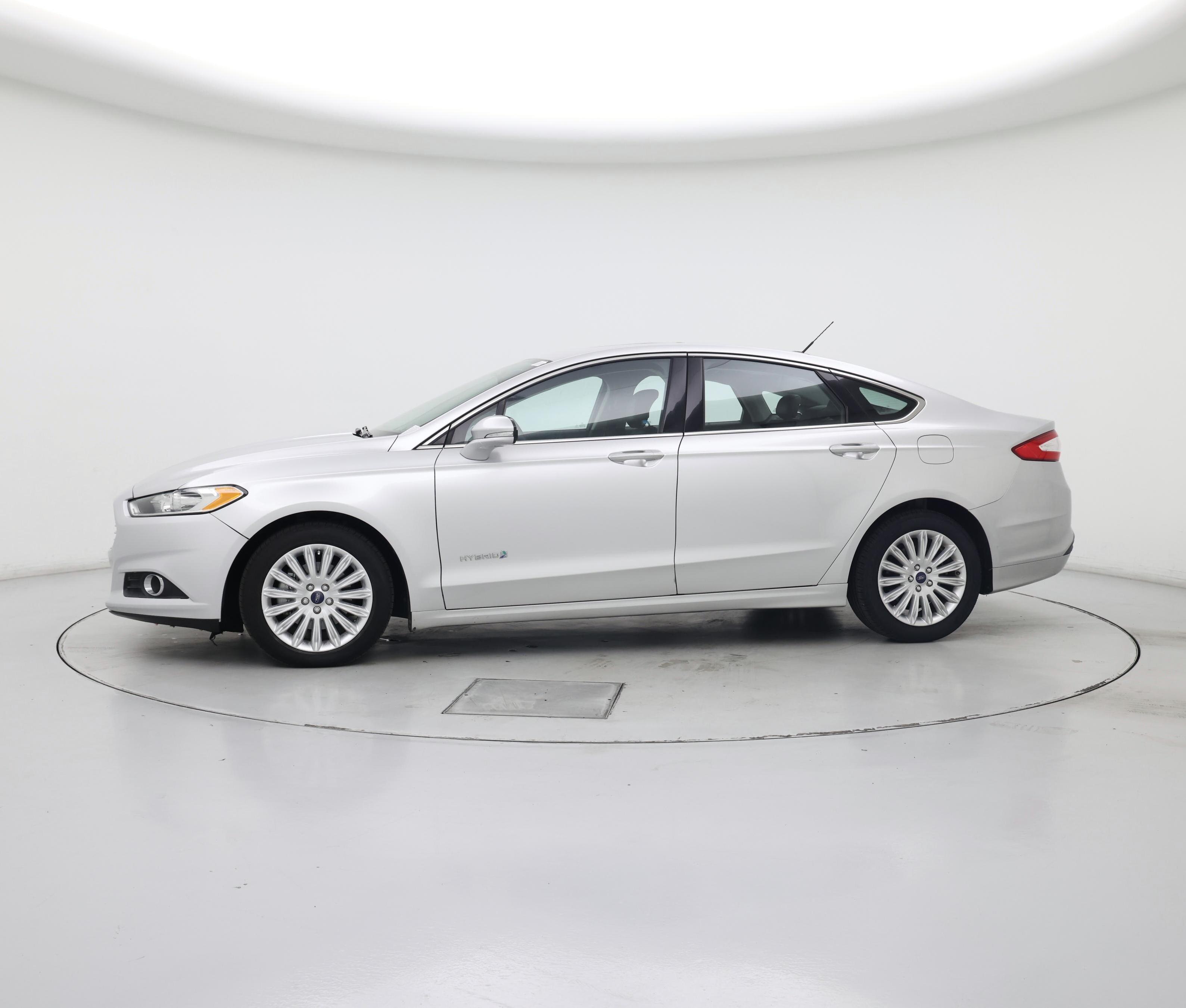 Thumbnail: 2014 Ford Fusion - 3