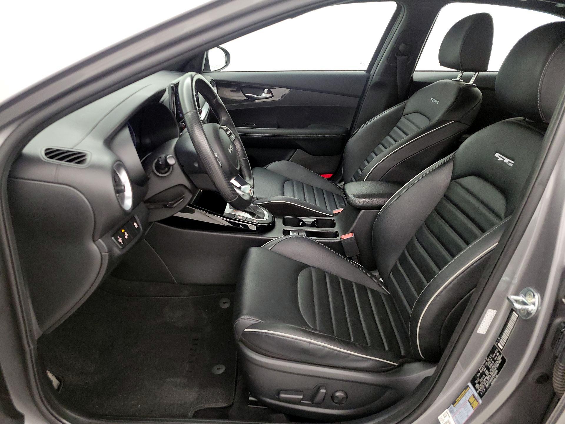 Thumbnail: 2023 Kia Forte - 11