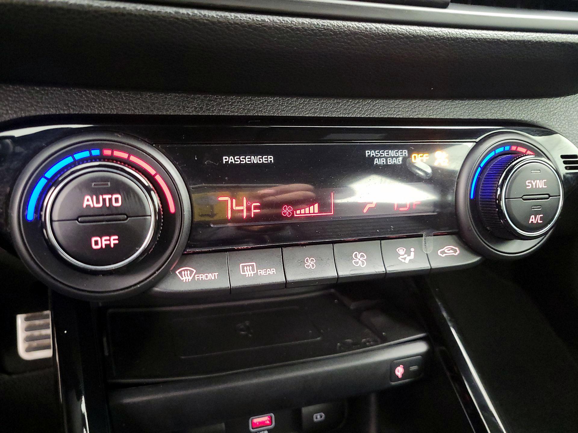 Thumbnail: 2023 Kia Forte - 17