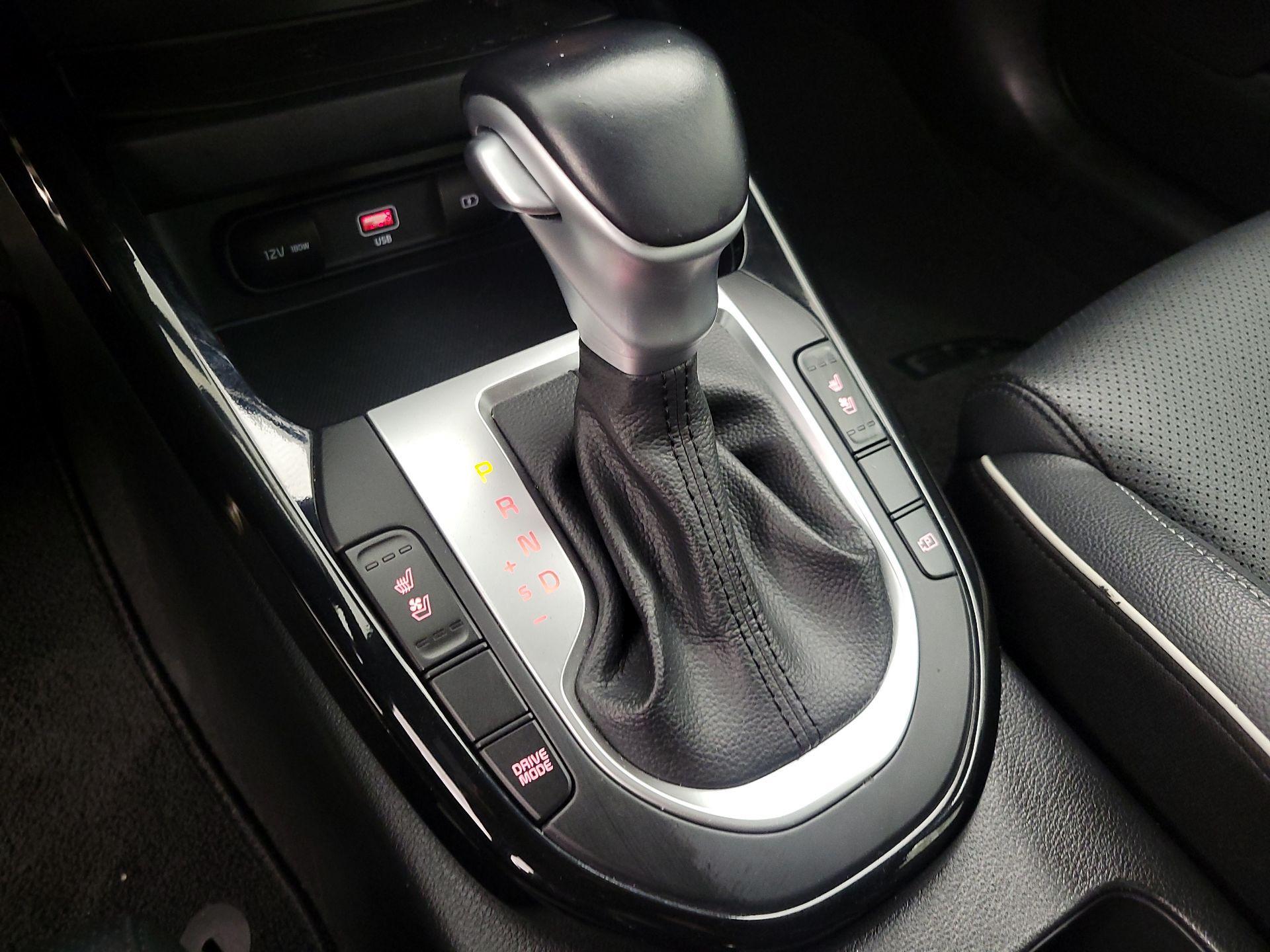 Thumbnail: 2023 Kia Forte - 18