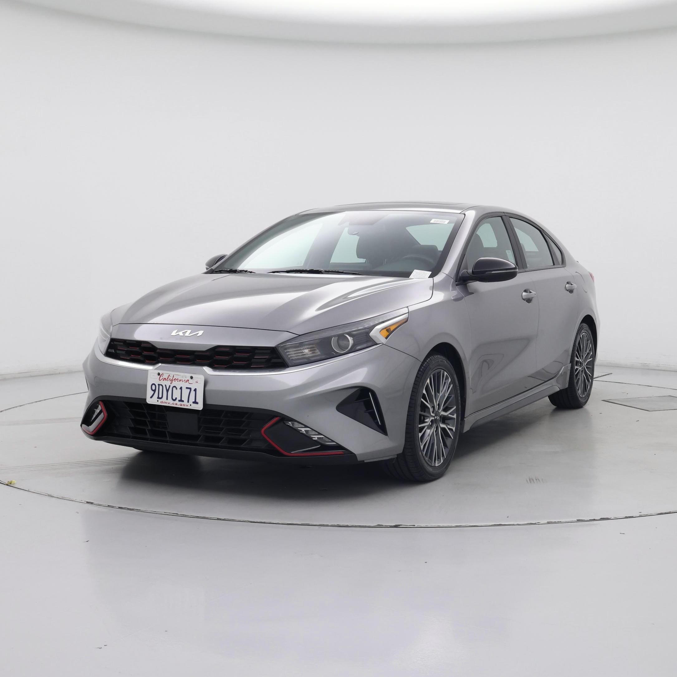 Thumbnail: 2023 Kia Forte - 4