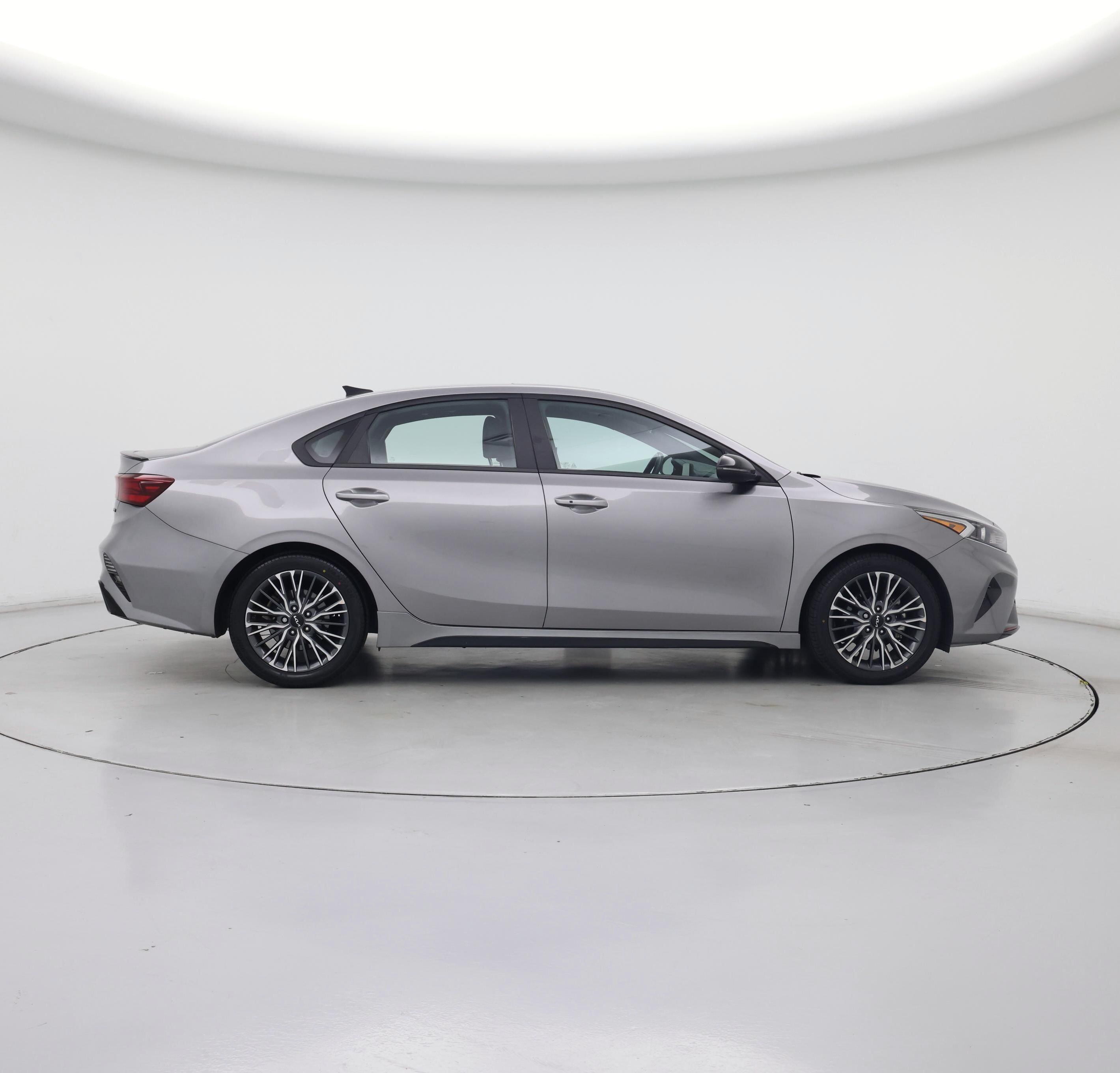 Thumbnail: 2023 Kia Forte - 7