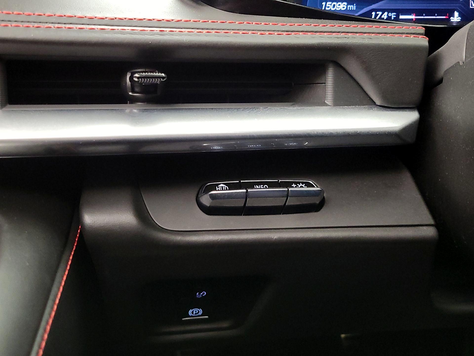 Thumbnail: 2021 Chevrolet Corvette - 13