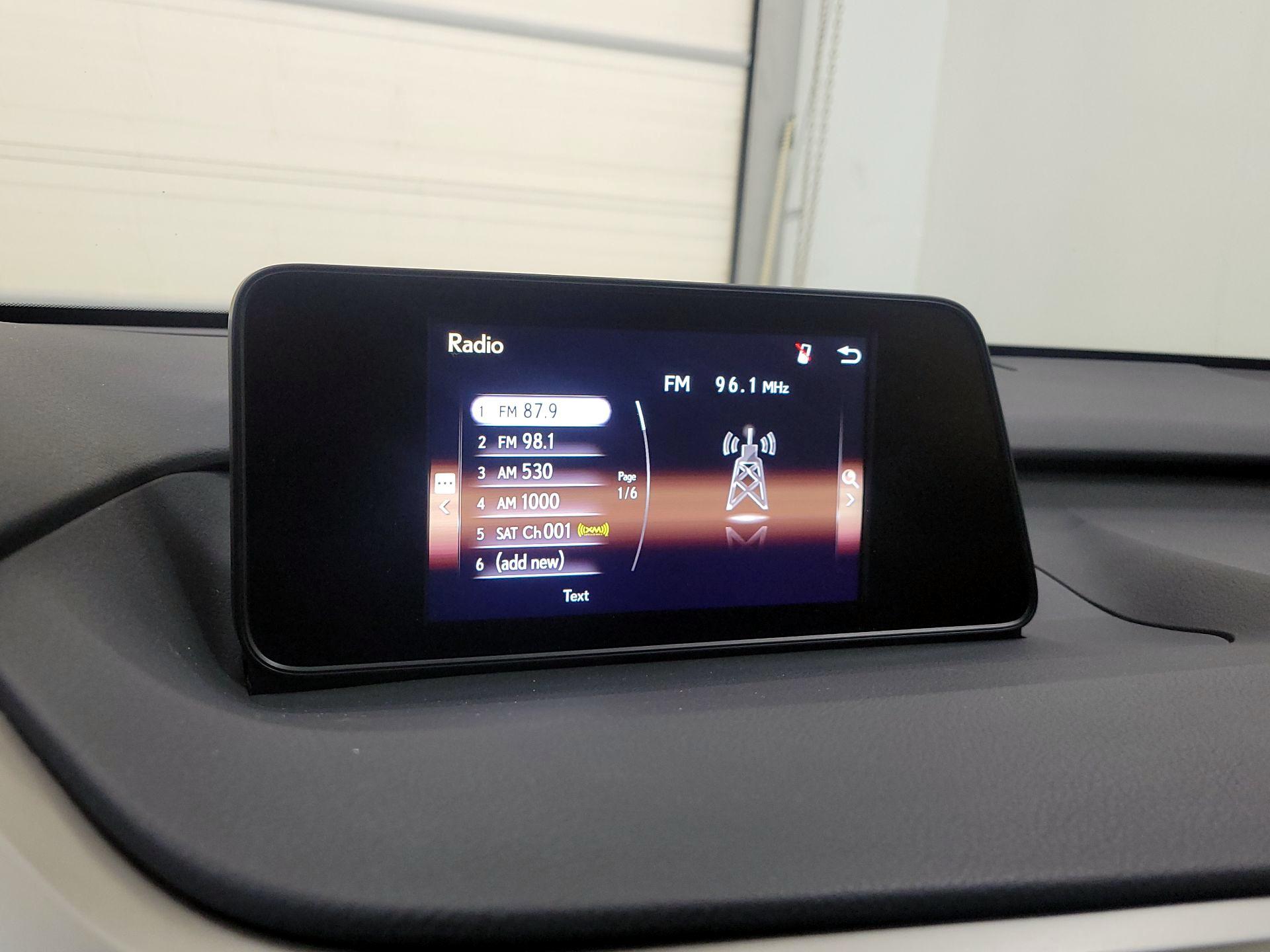 Thumbnail: 2018 Lexus RX - 14