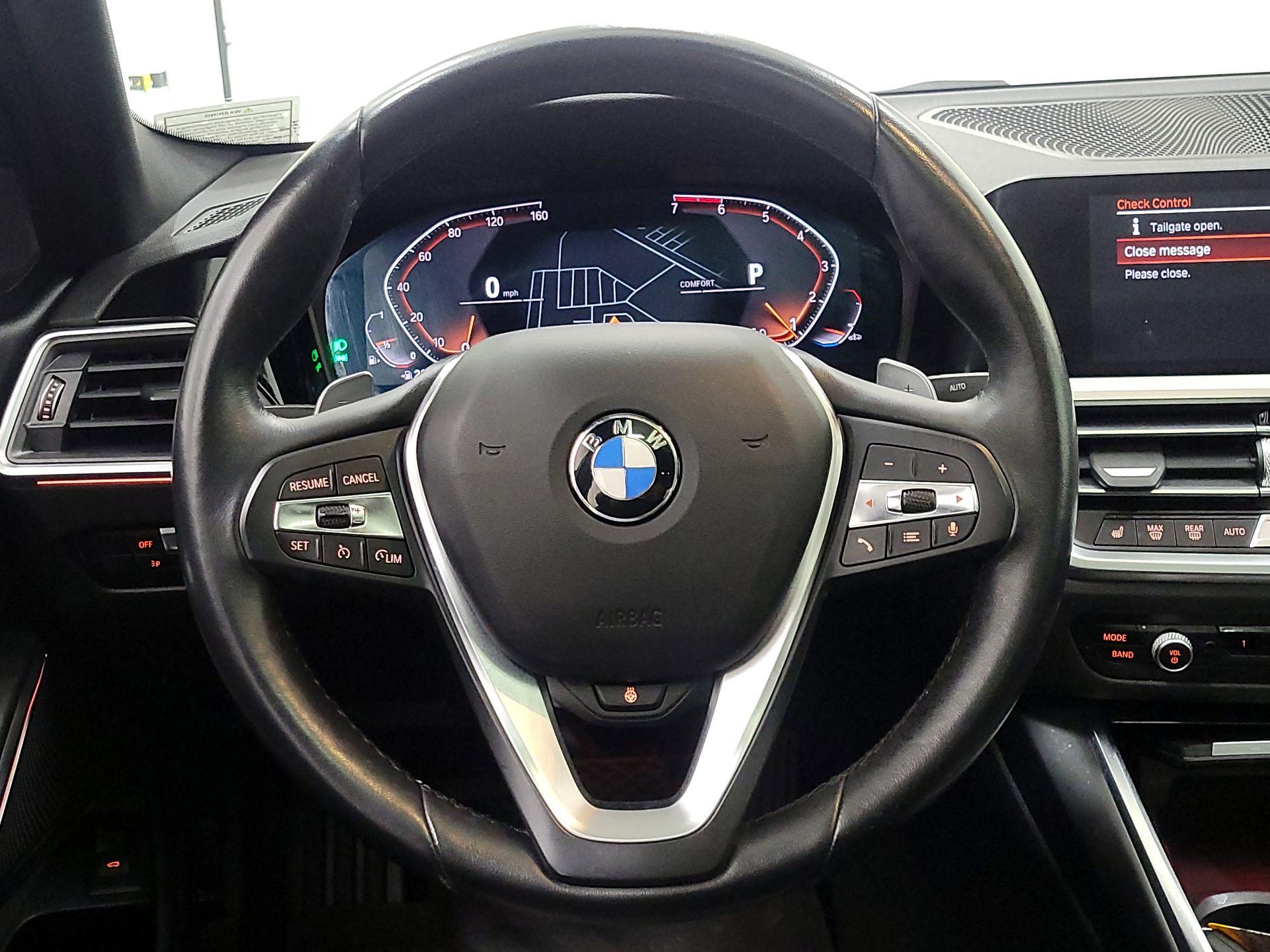 Thumbnail: 2022 BMW 3 Series - 10