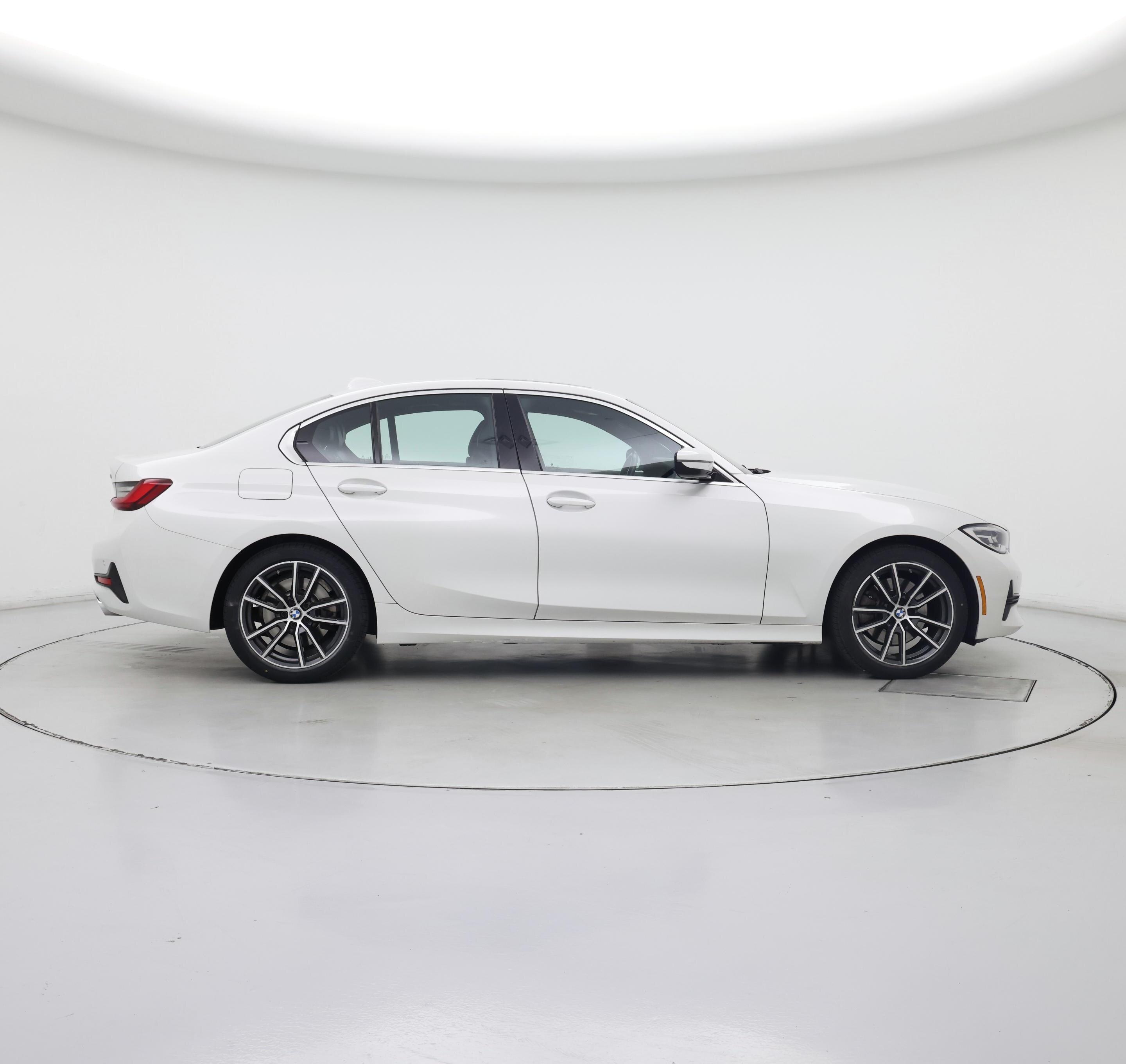 Thumbnail: 2022 BMW 3 Series - 7