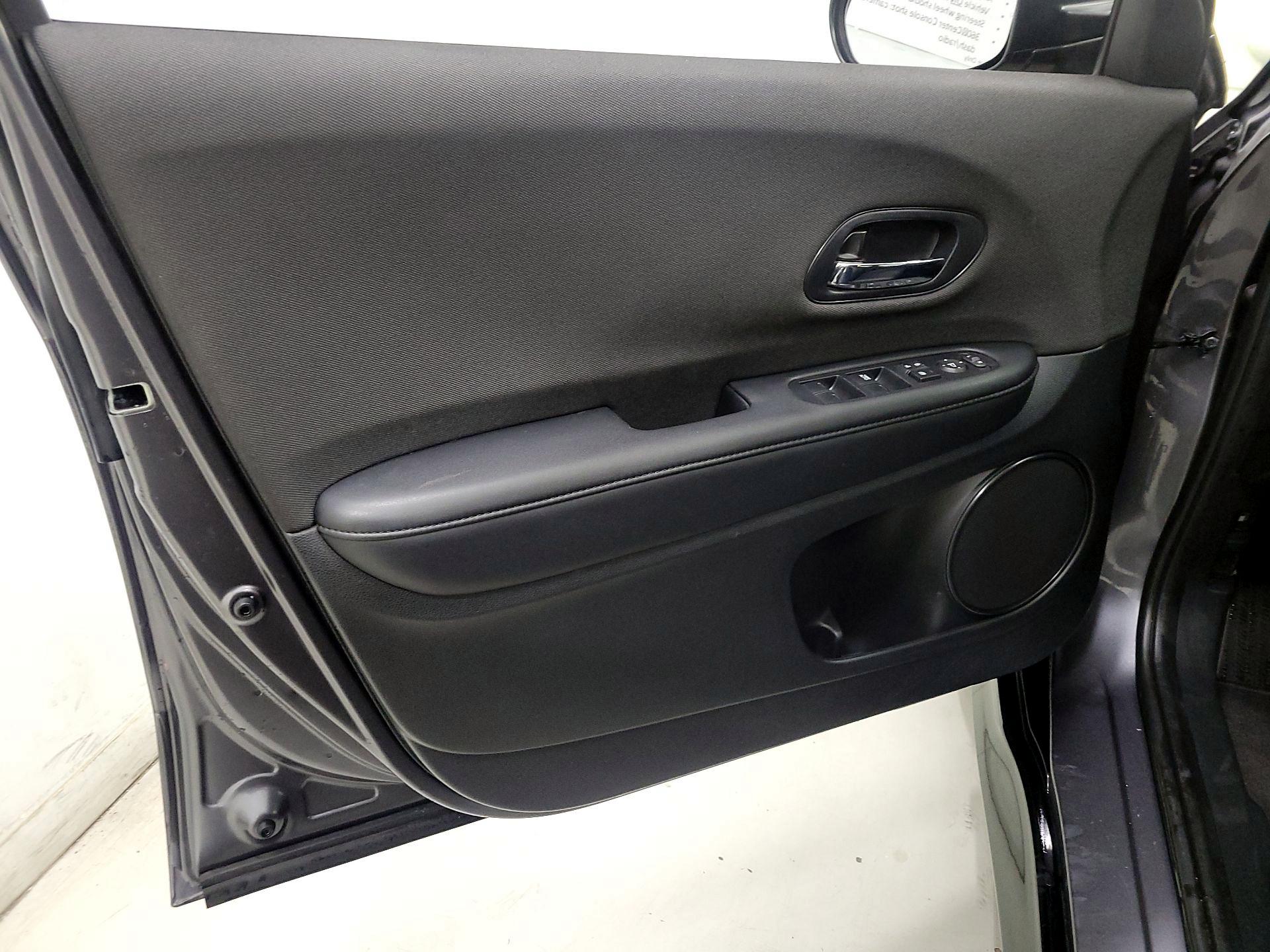 Thumbnail: 2022 Honda HR-V - 12