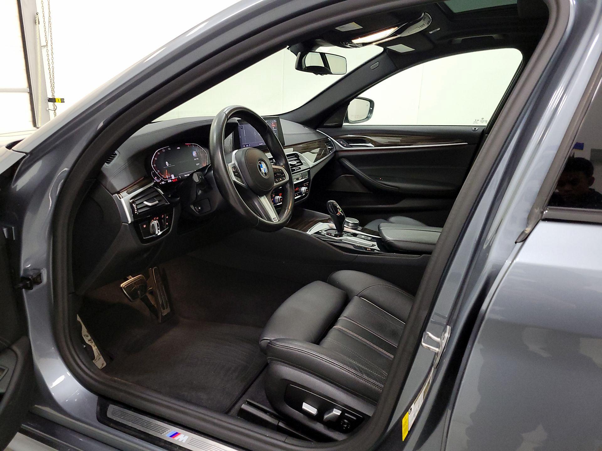 Thumbnail: 2020 BMW 5 Series - 11