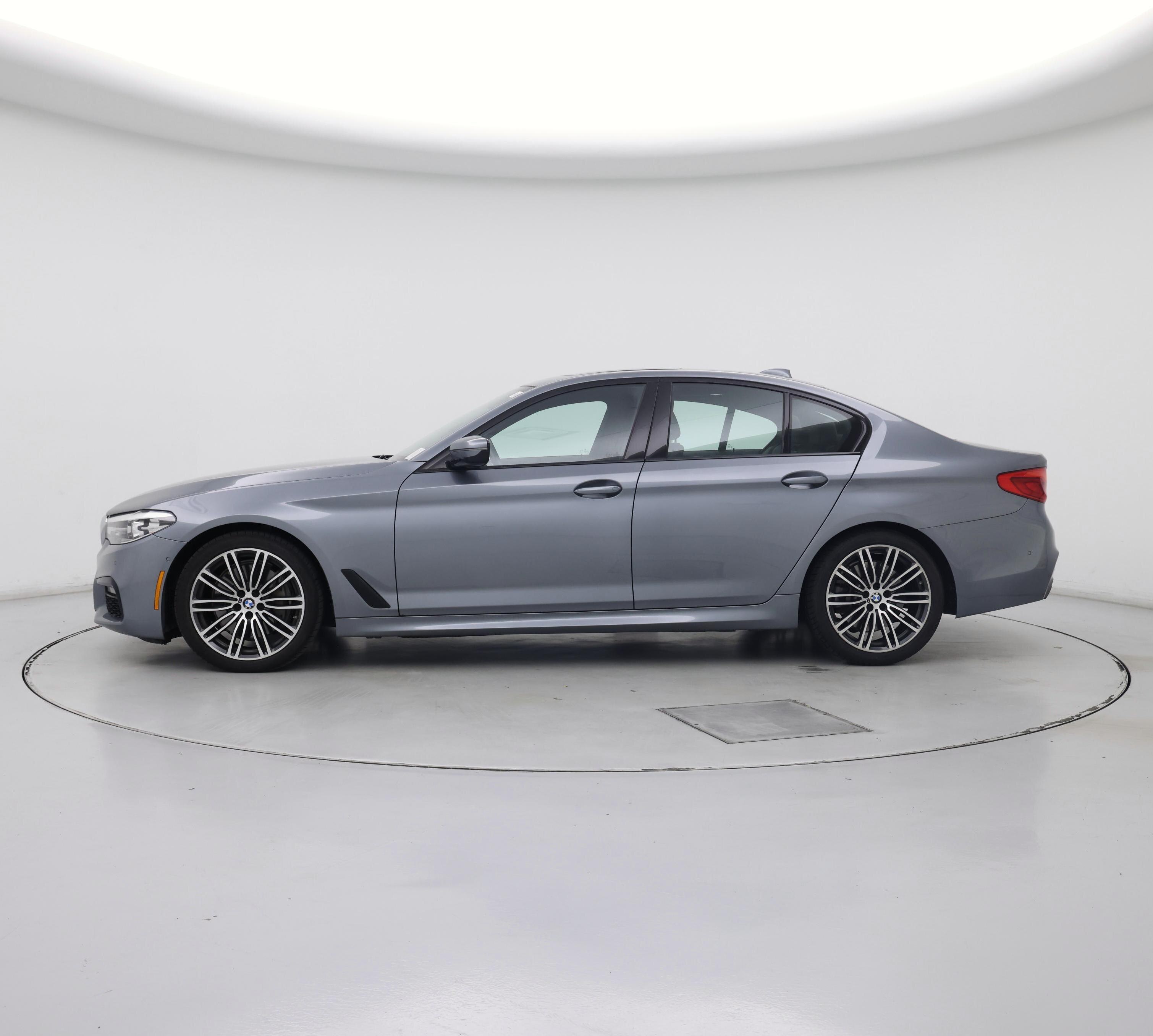 Thumbnail: 2020 BMW 5 Series - 3