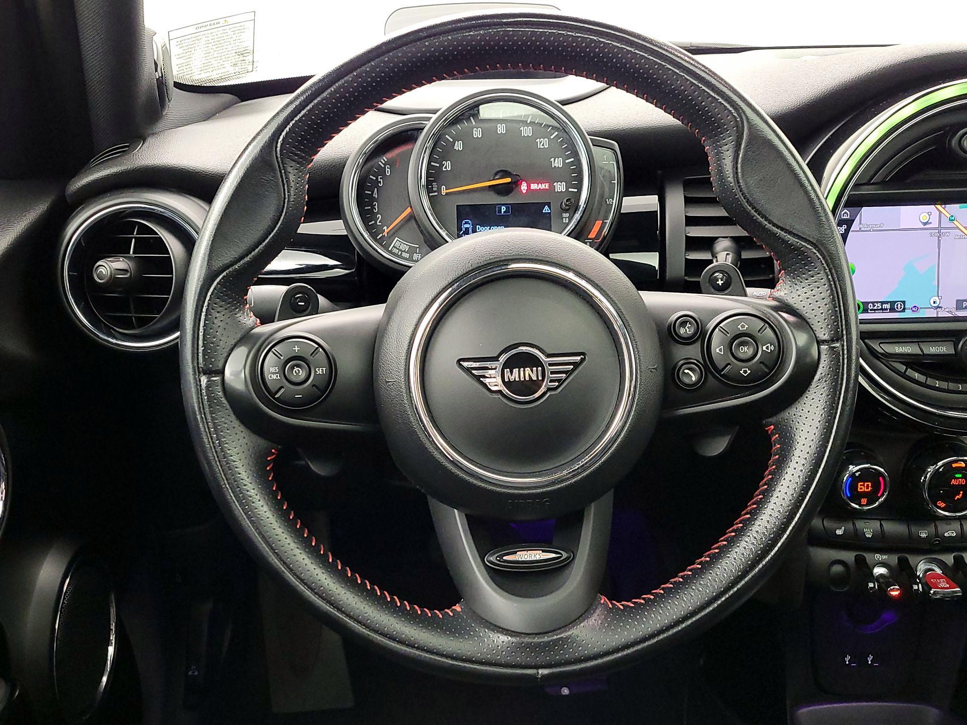 Thumbnail: 2019 MINI Cooper Hardtop - 10