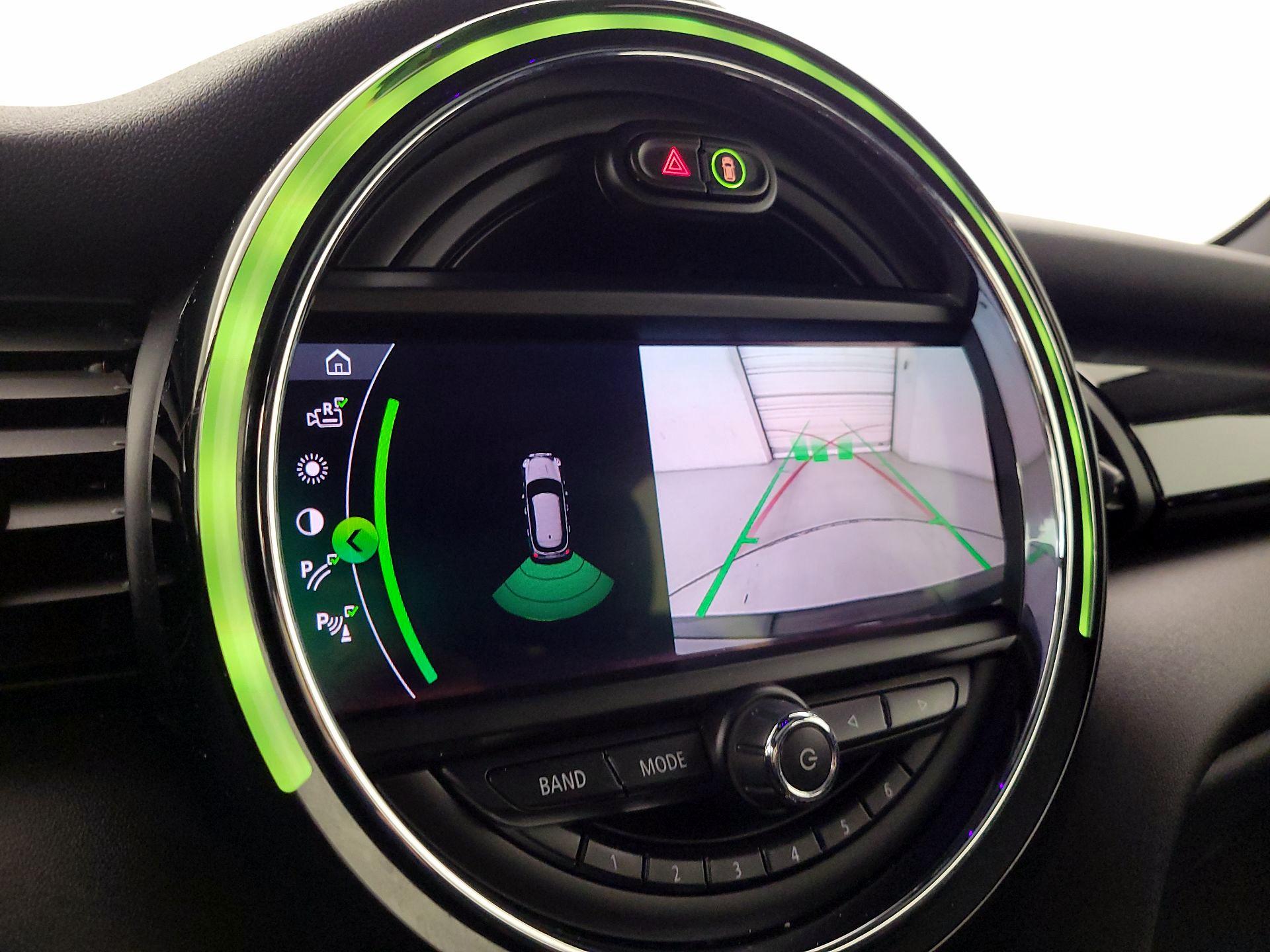 Thumbnail: 2019 MINI Cooper Hardtop - 15