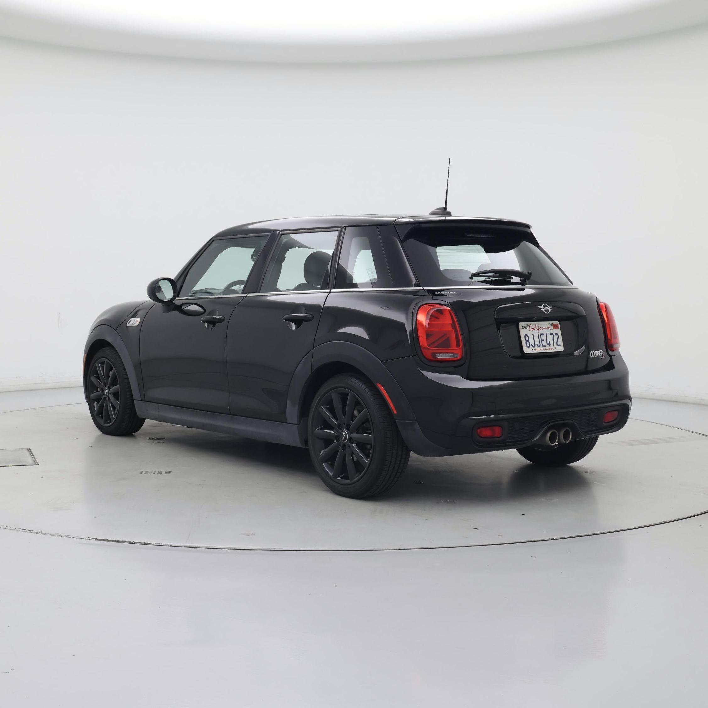 Thumbnail: 2019 MINI Cooper Hardtop - 2