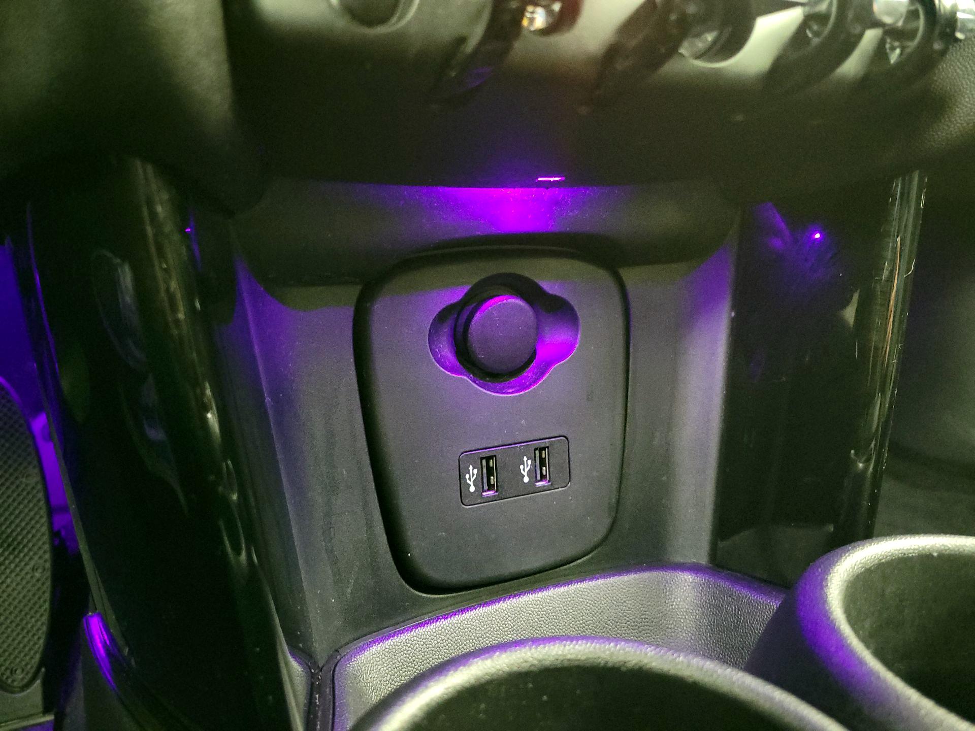 Thumbnail: 2019 MINI Cooper Hardtop - 19