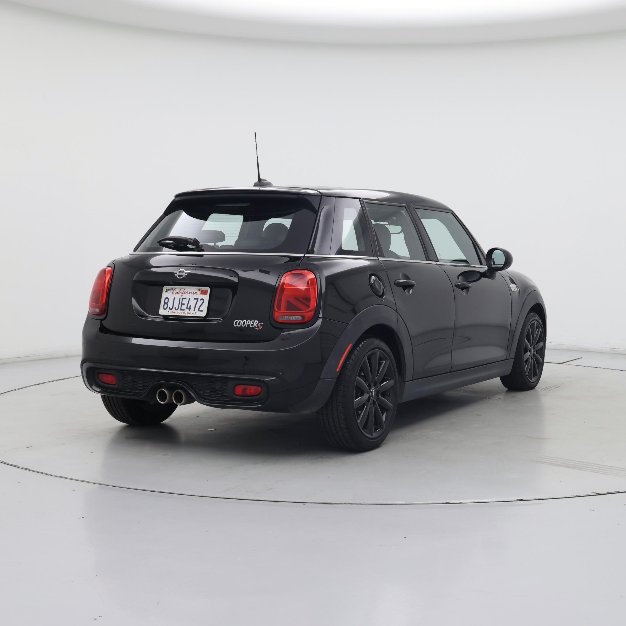 Thumbnail: 2019 MINI Cooper Hardtop - 8