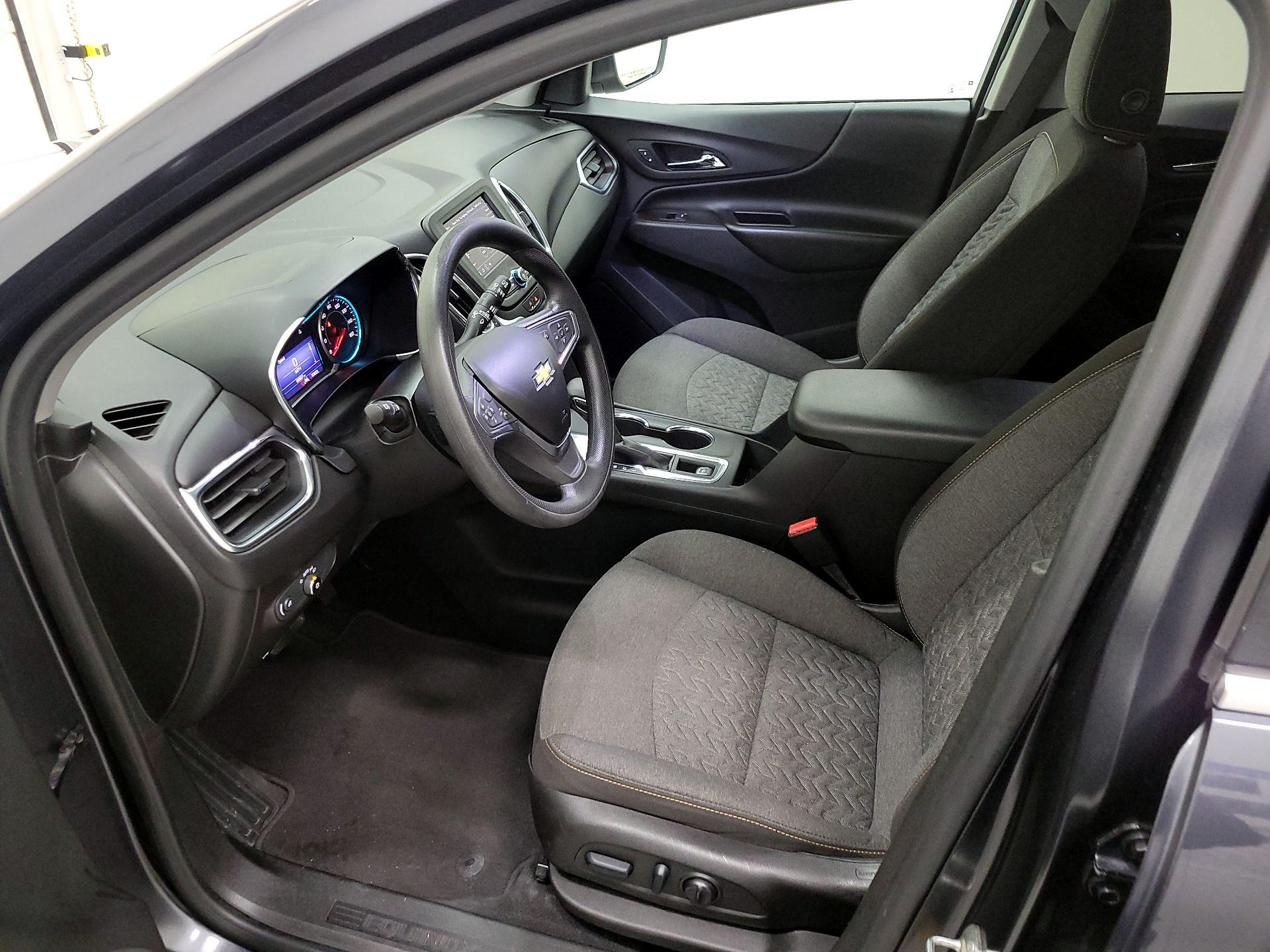 Thumbnail: 2022 Chevrolet Equinox - 11