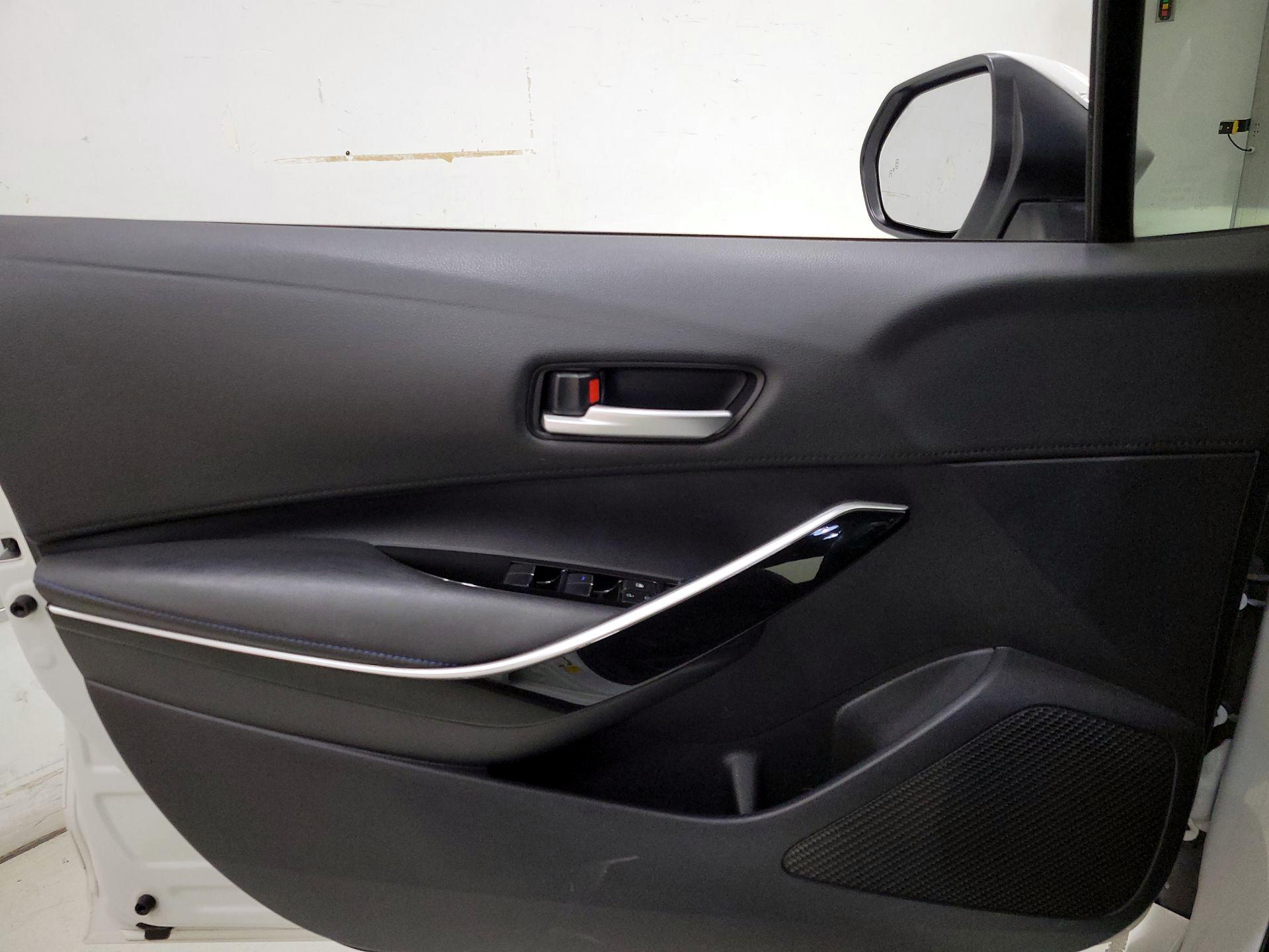 Thumbnail: 2020 Toyota Corolla - 12