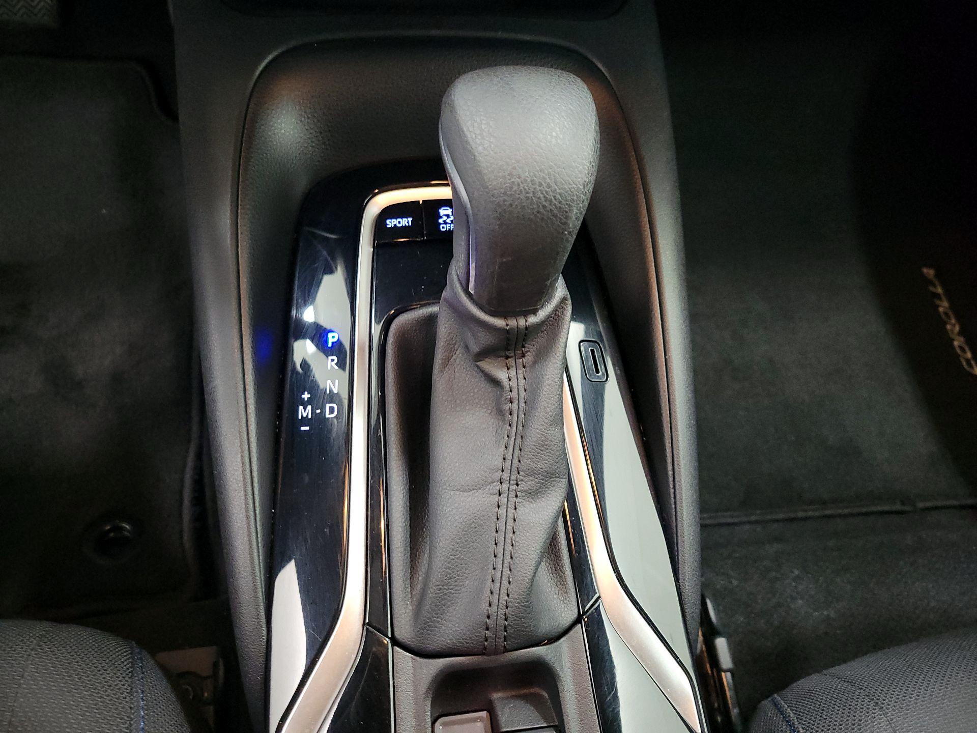 Thumbnail: 2022 Toyota Corolla - 17