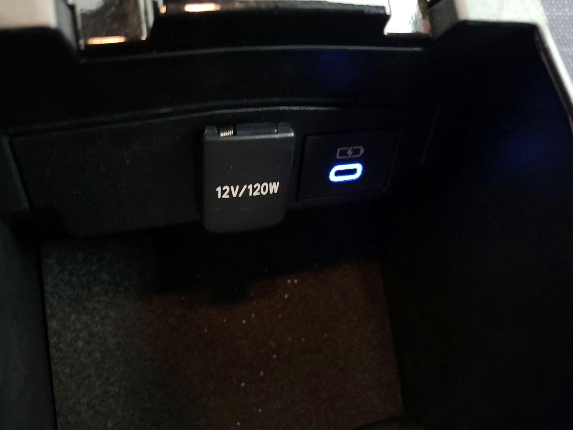 Thumbnail: 2022 Toyota Corolla - 18