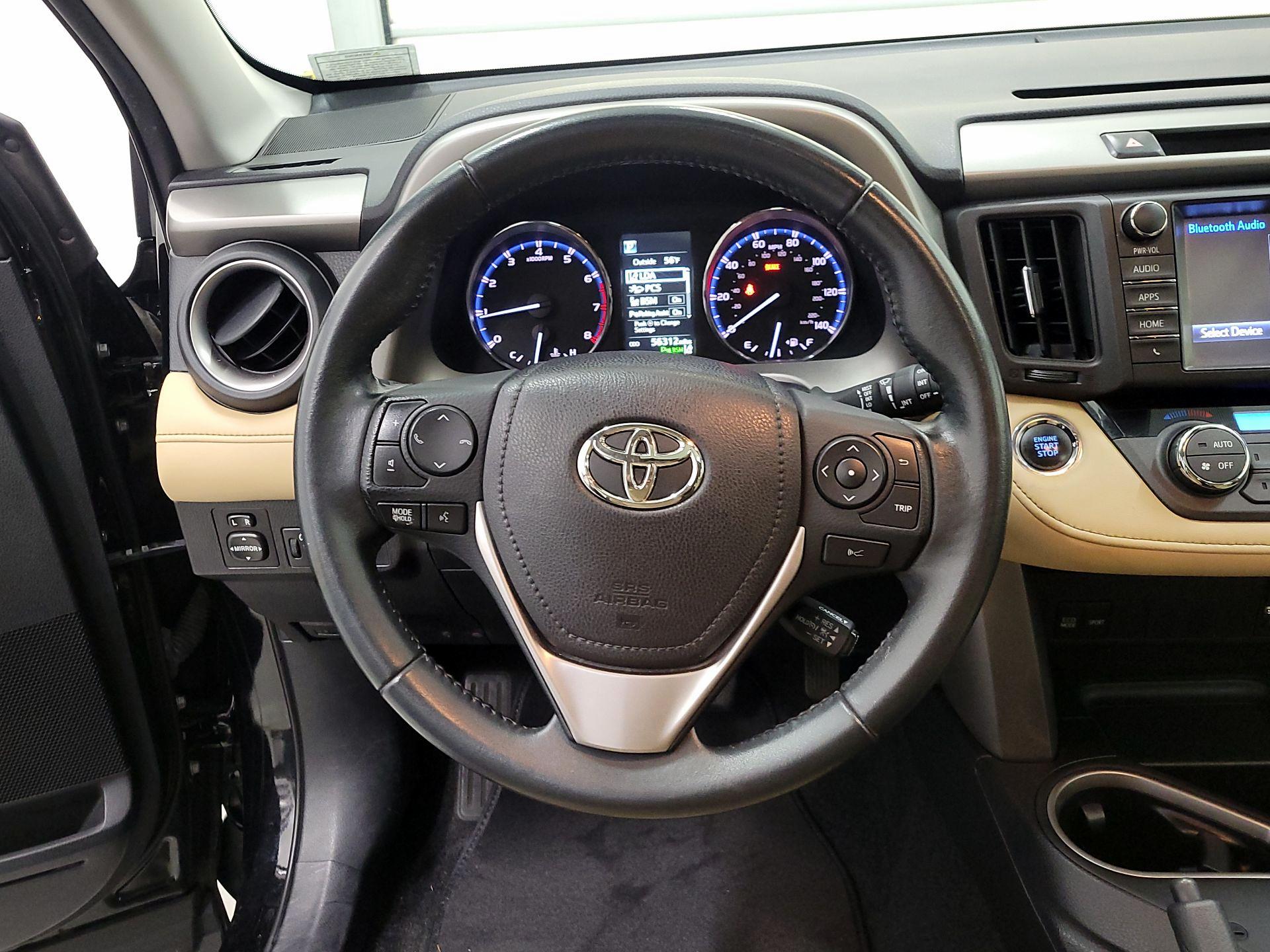 Thumbnail: 2016 Toyota RAV4 - 10