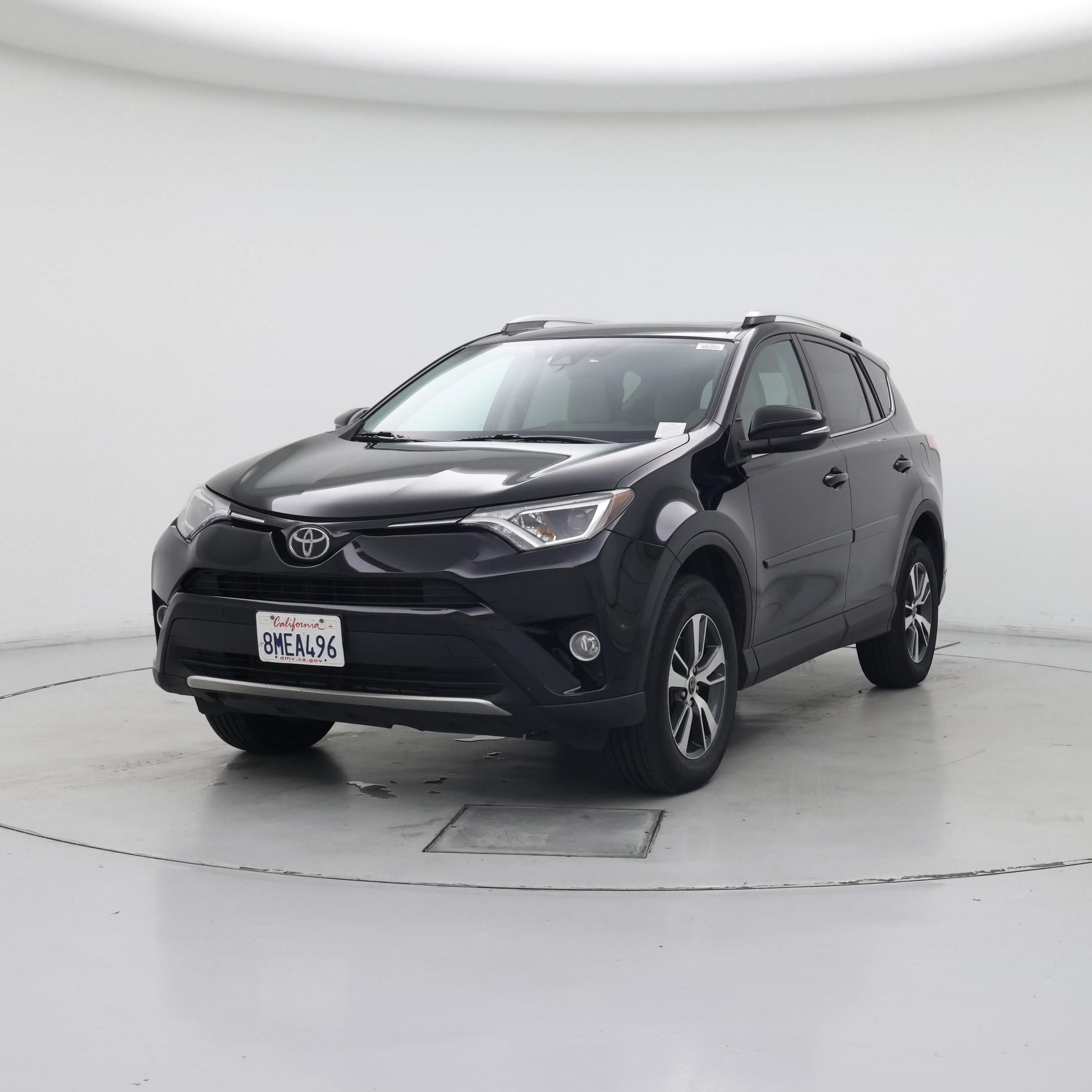 Thumbnail: 2016 Toyota RAV4 - 4