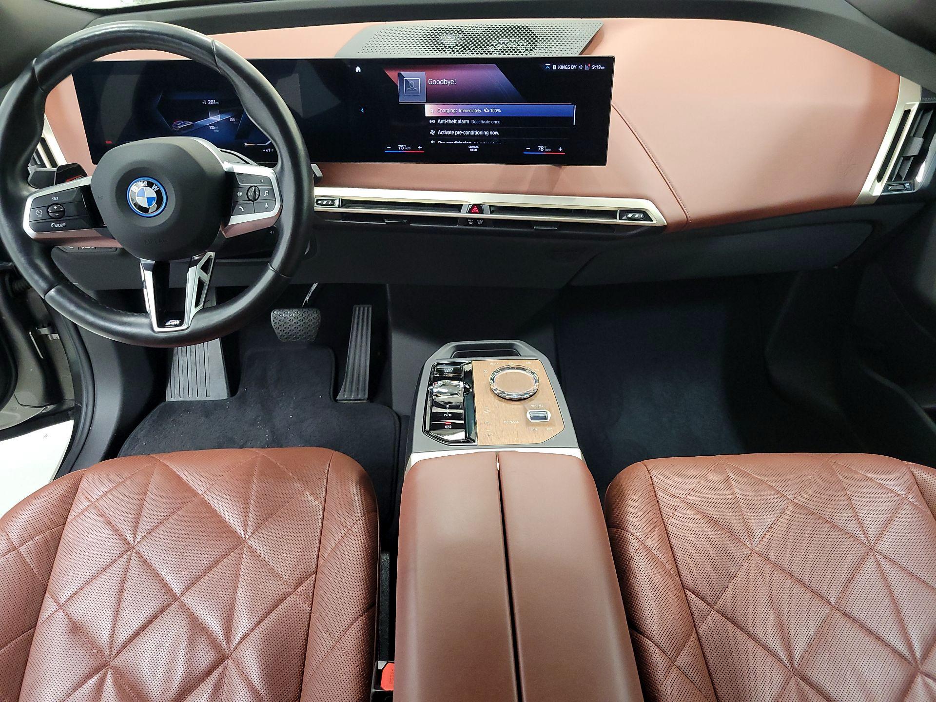 Thumbnail: 2023 BMW iX - 9