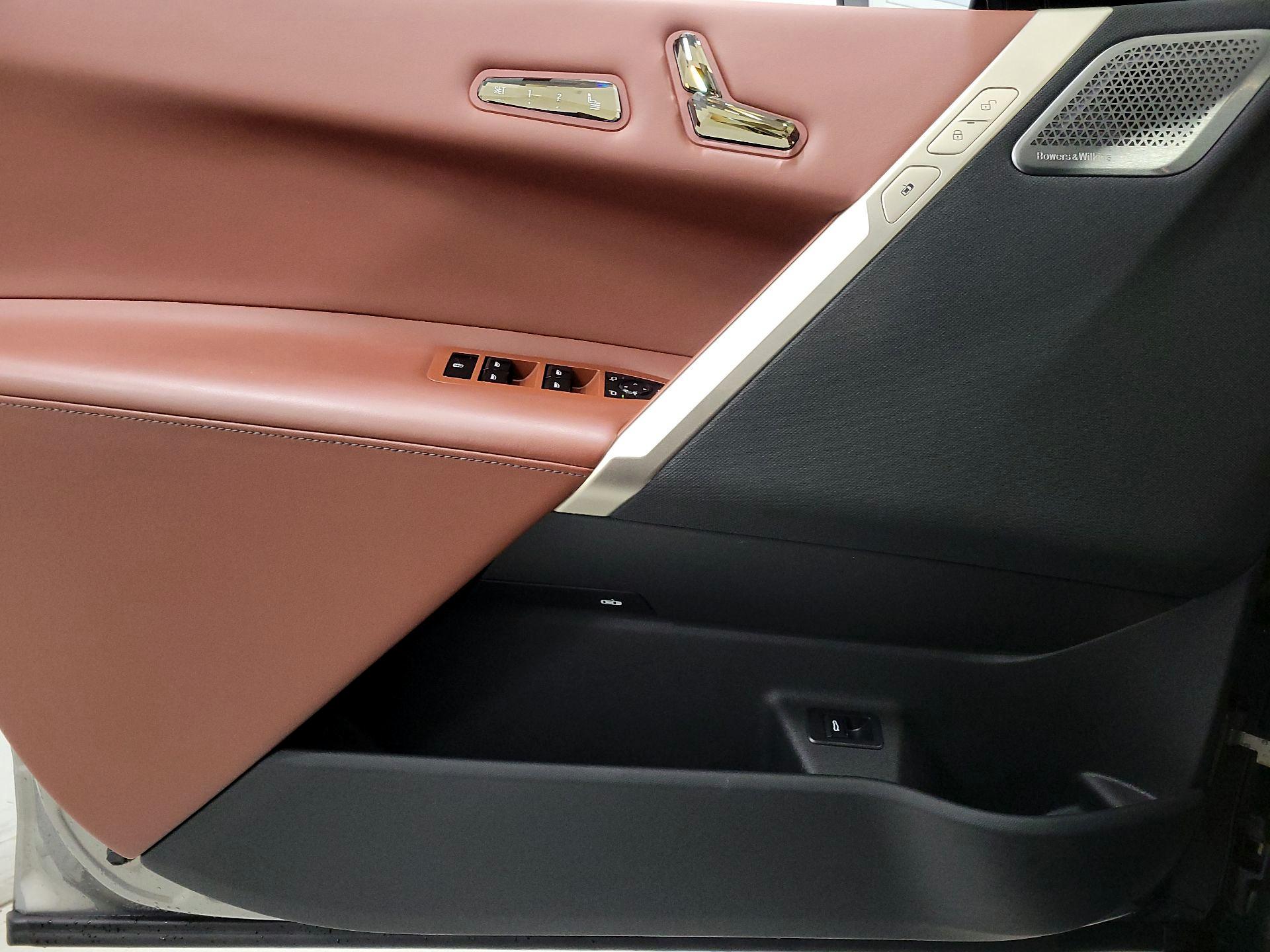 Thumbnail: 2023 BMW iX - 12