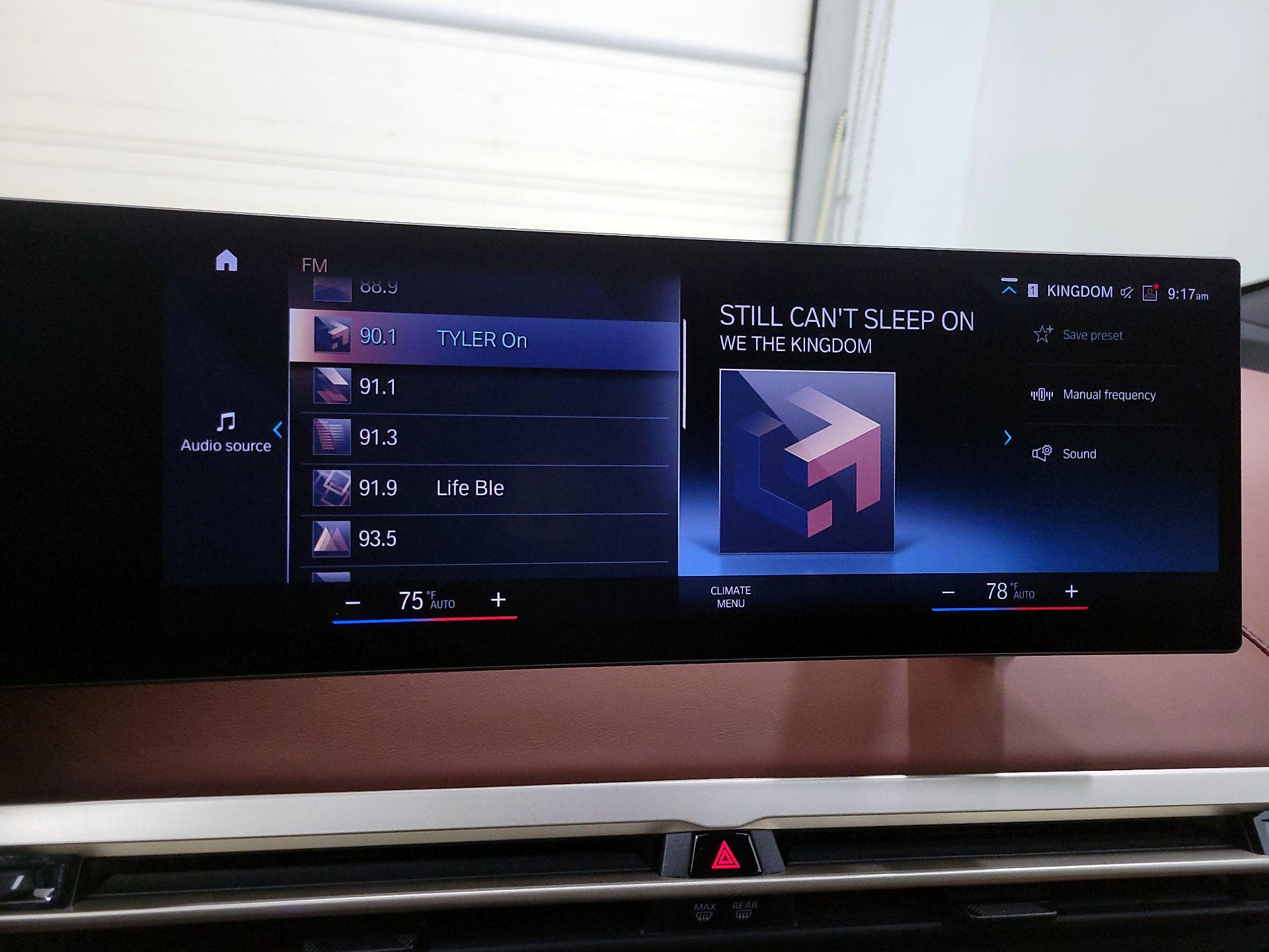 Thumbnail: 2023 BMW iX - 16