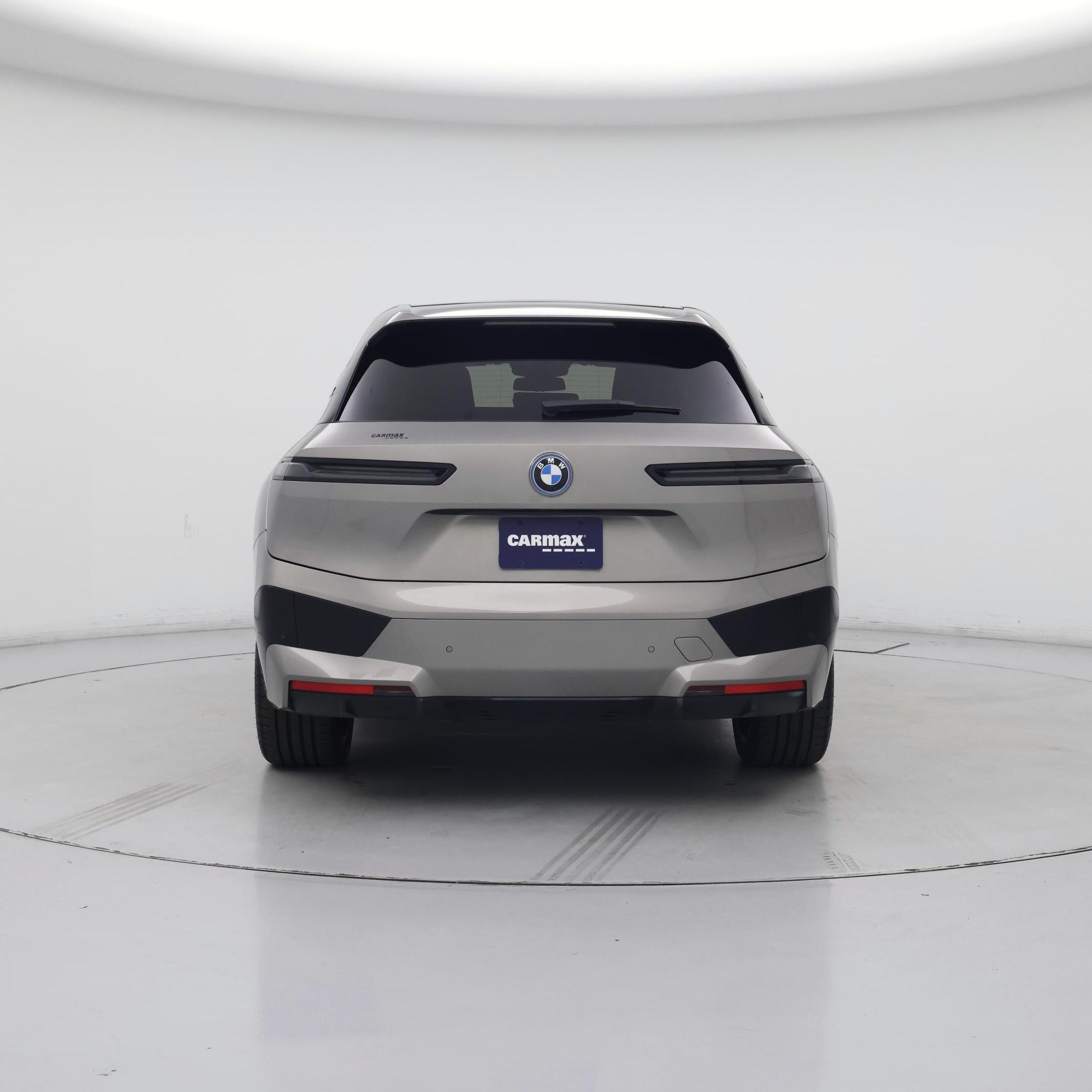 Thumbnail: 2023 BMW iX - 6