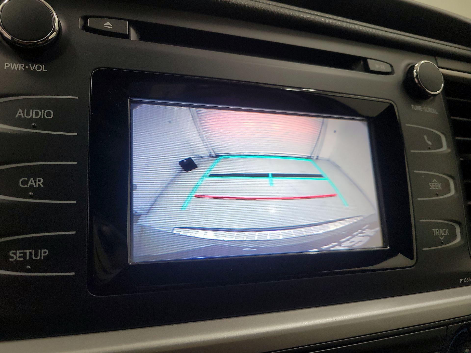 Thumbnail: 2017 Toyota Highlander - 14