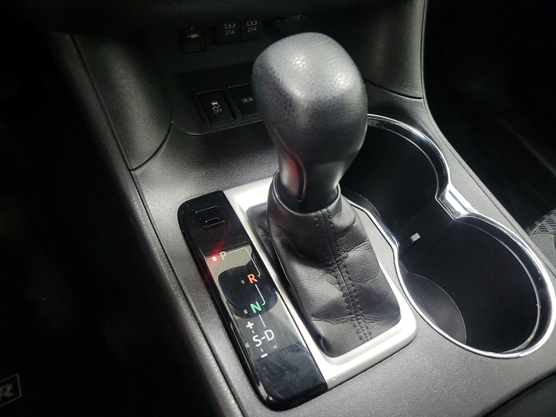 Thumbnail: 2017 Toyota Highlander - 17