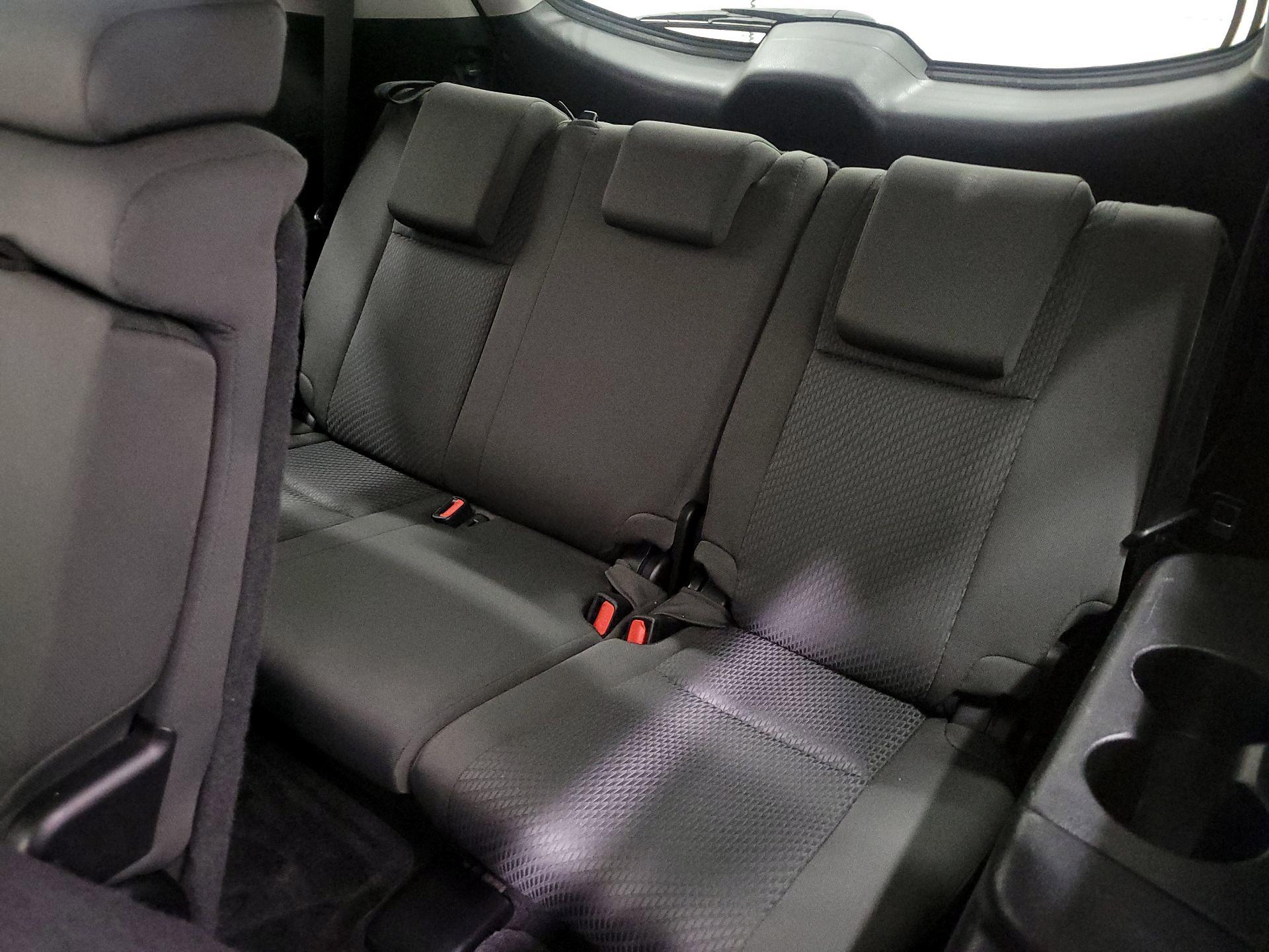 Thumbnail: 2017 Toyota Highlander - 20