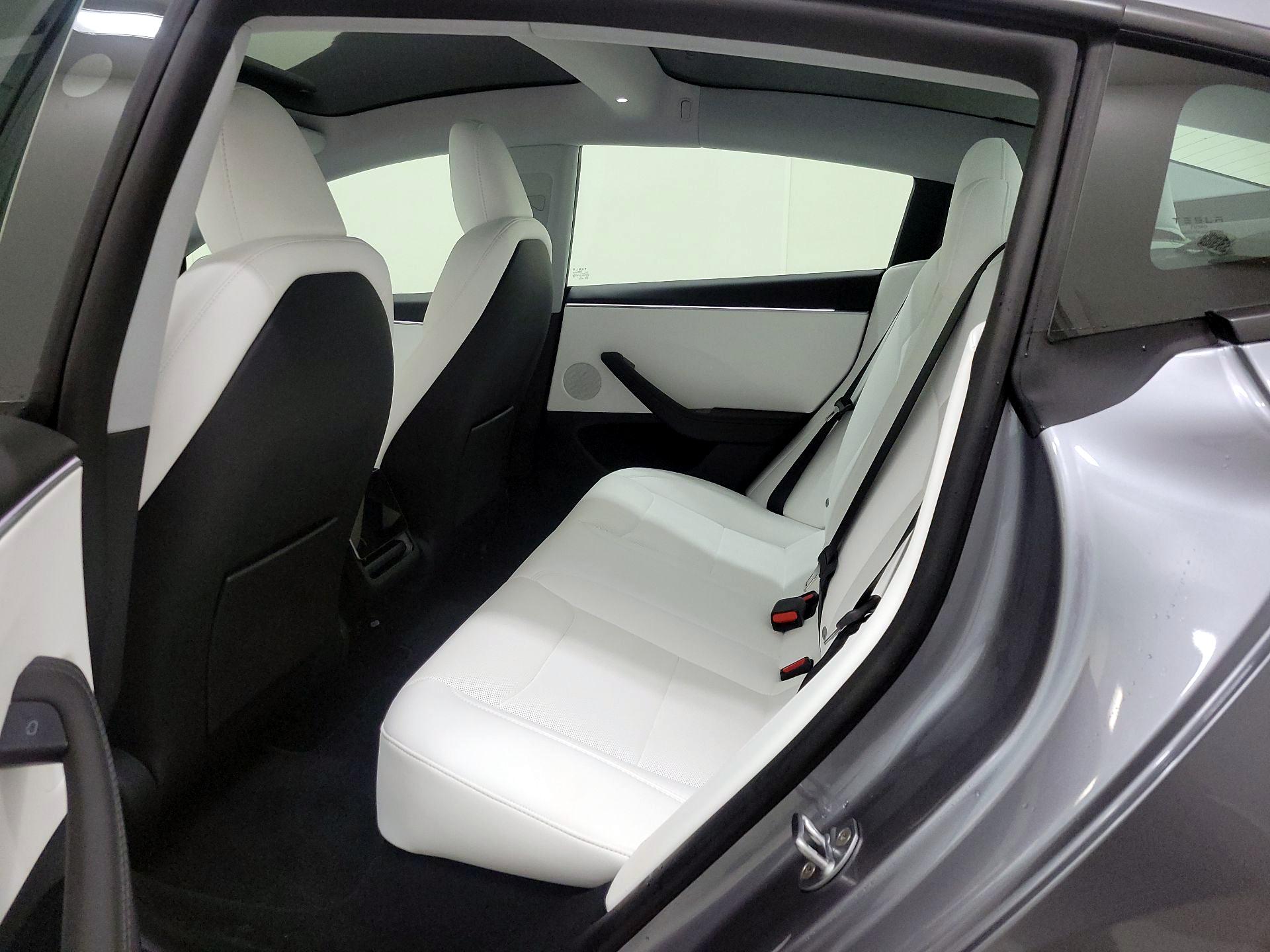 Thumbnail: 2025 Tesla Model 3 - 18