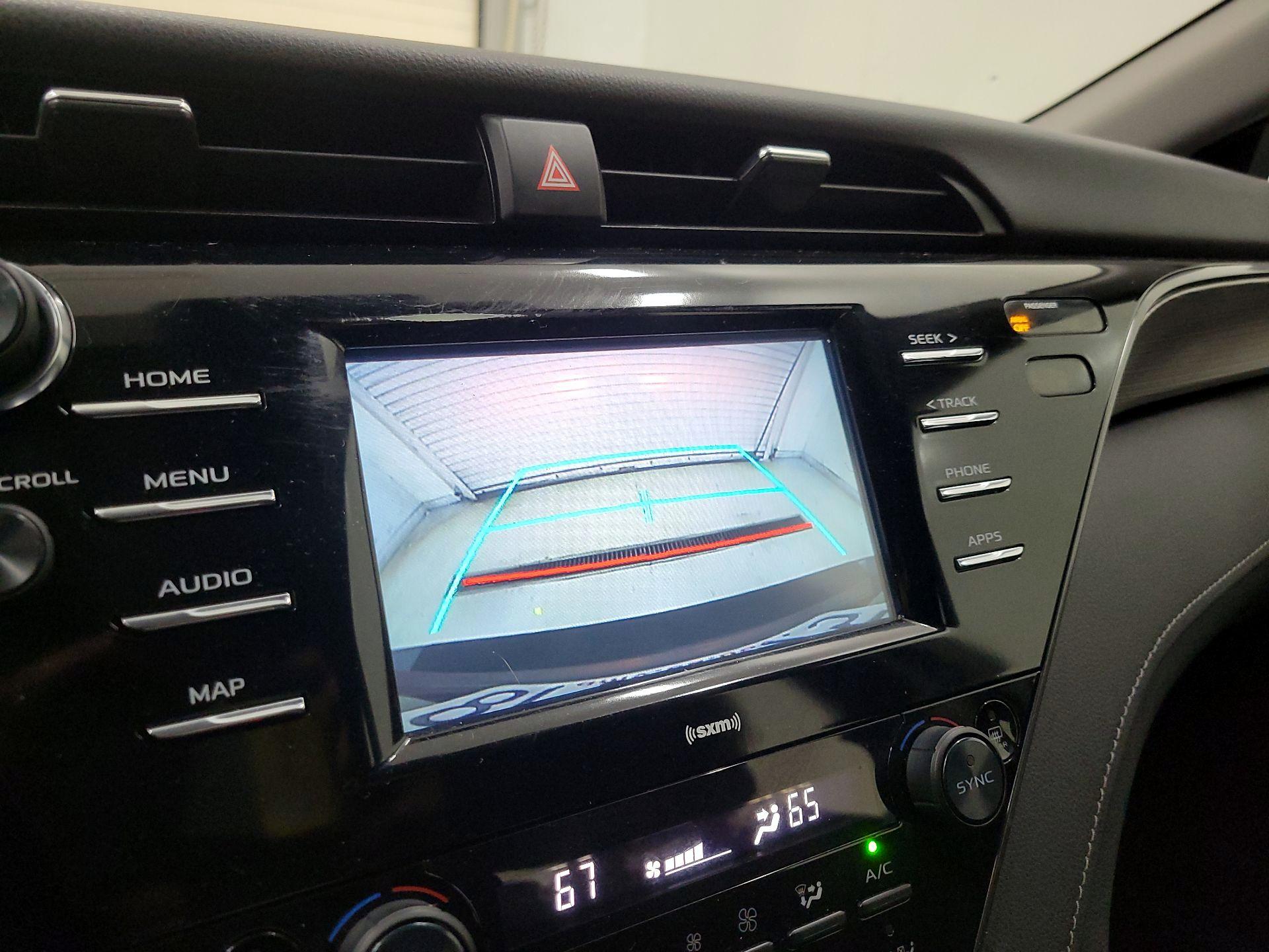 Thumbnail: 2020 Toyota Camry - 14