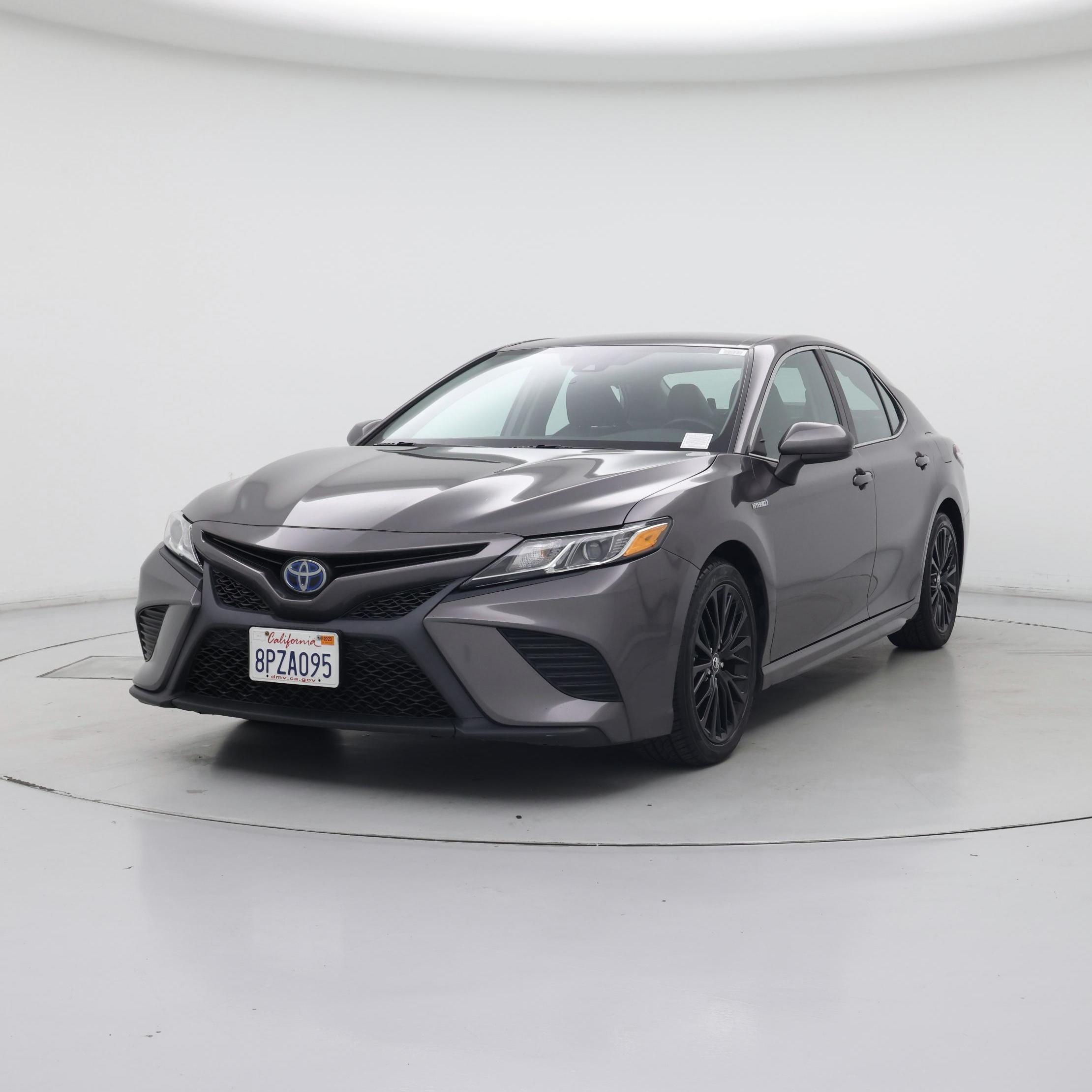 Thumbnail: 2020 Toyota Camry - 4