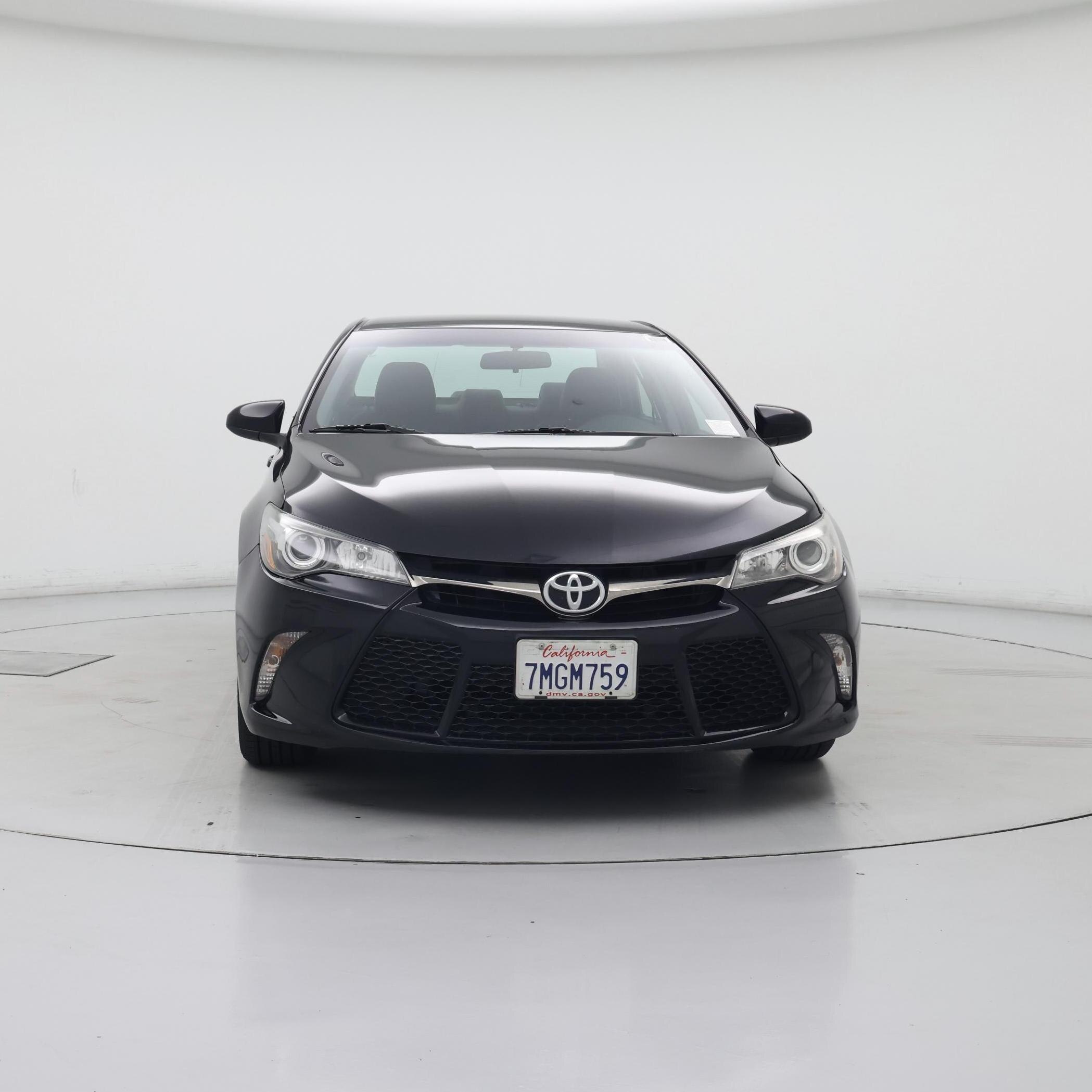 Thumbnail: 2015 Toyota Camry - 5