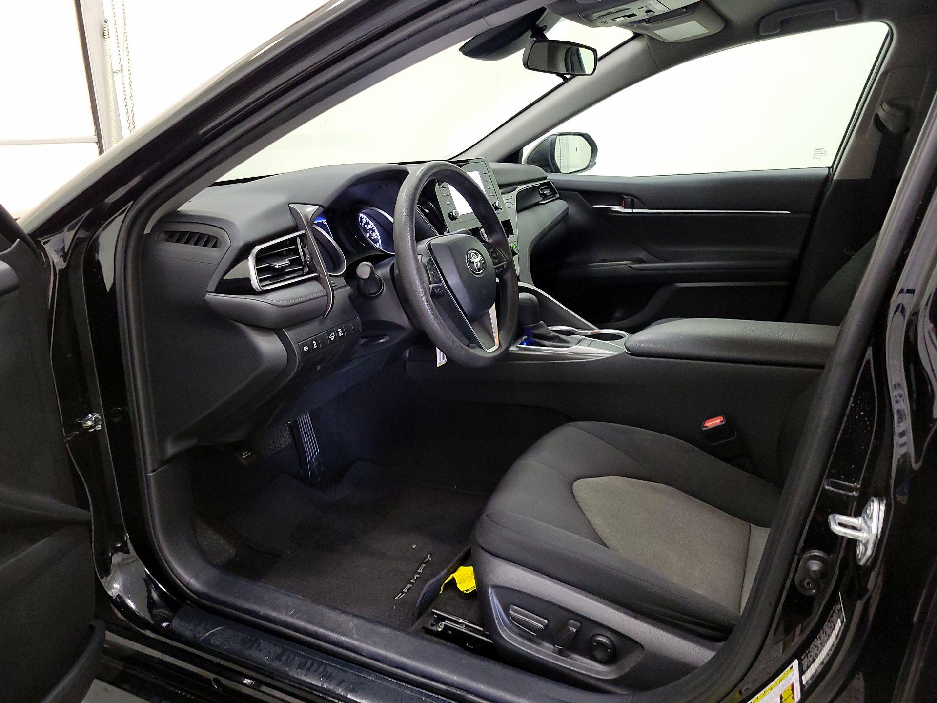 Thumbnail: 2022 Toyota Camry - 11