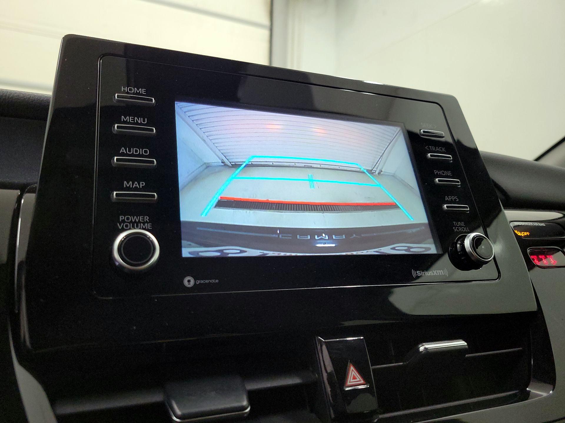 Thumbnail: 2022 Toyota Camry - 14