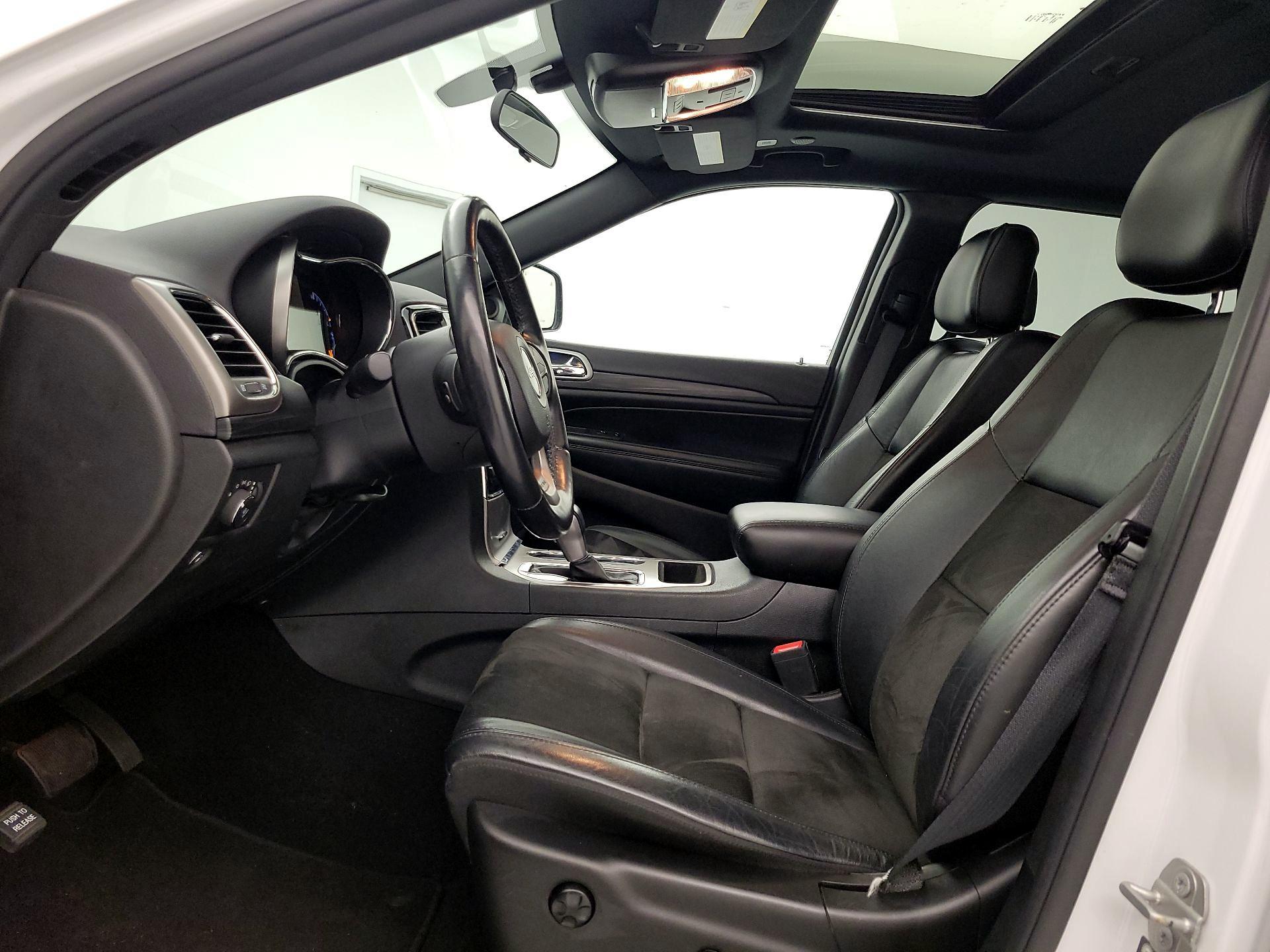 Thumbnail: 2021 Jeep Grand Cherokee - 11