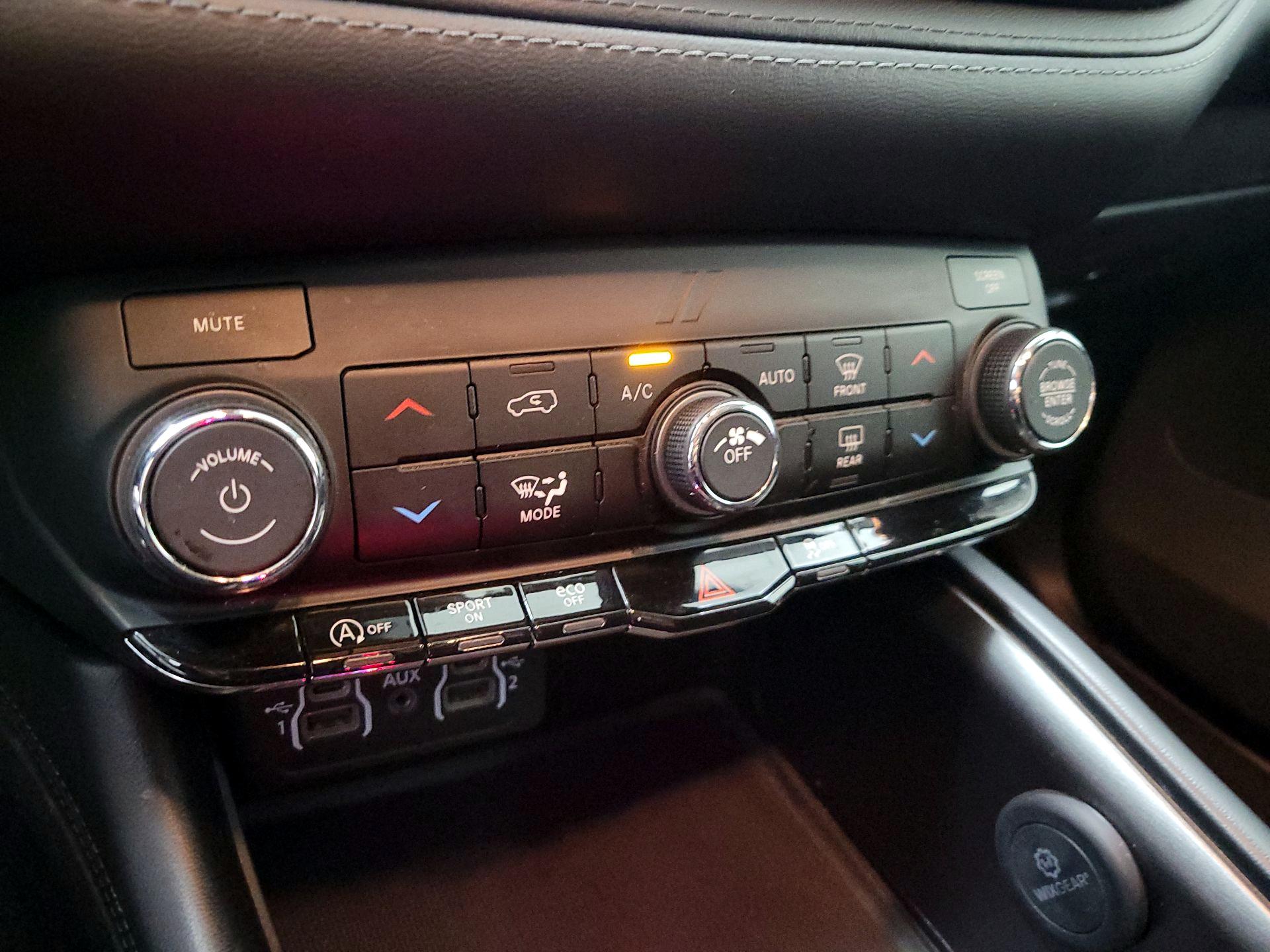 Thumbnail: 2021 Dodge Durango - 16