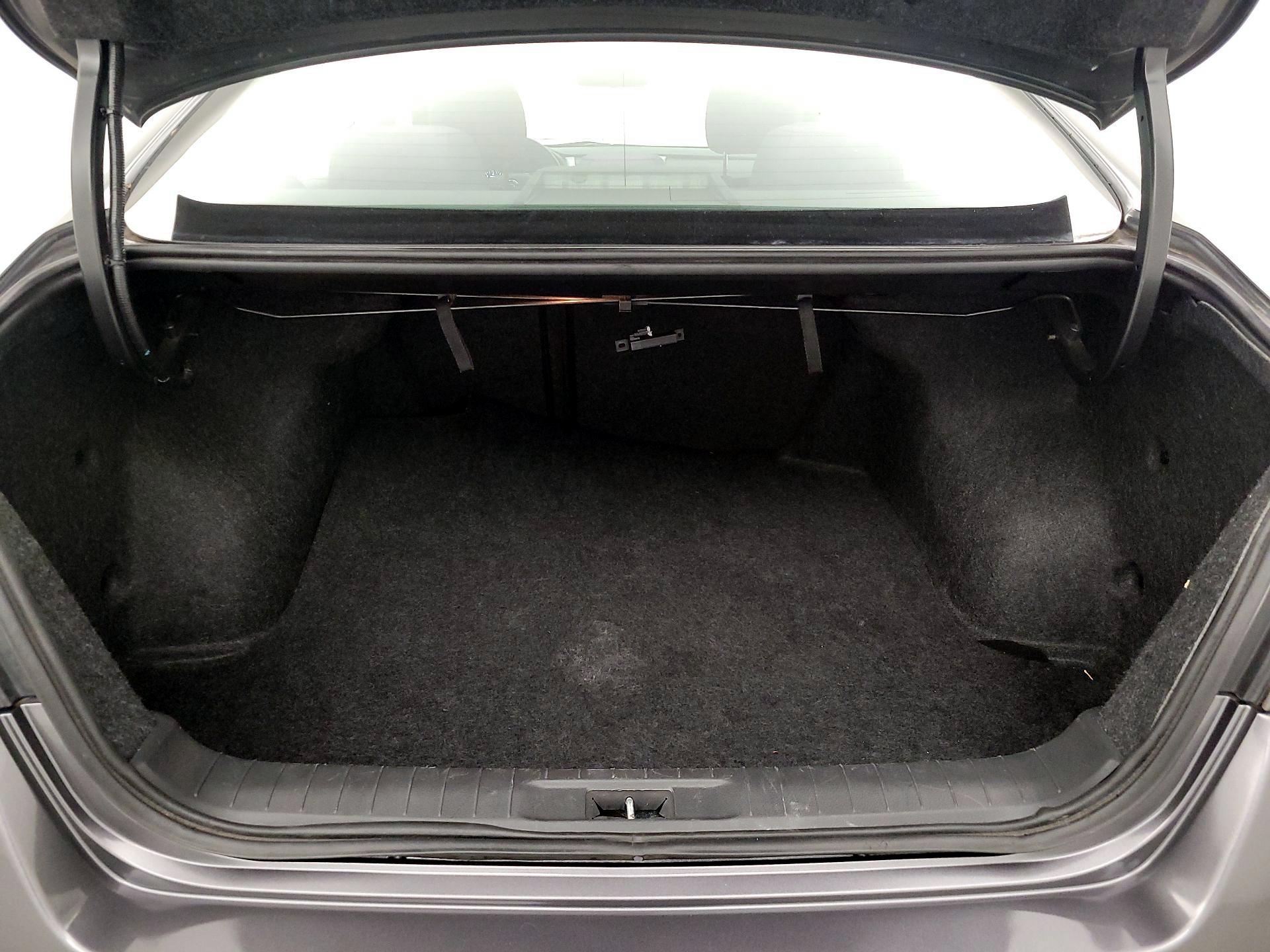 Thumbnail: 2015 Nissan Altima - 19