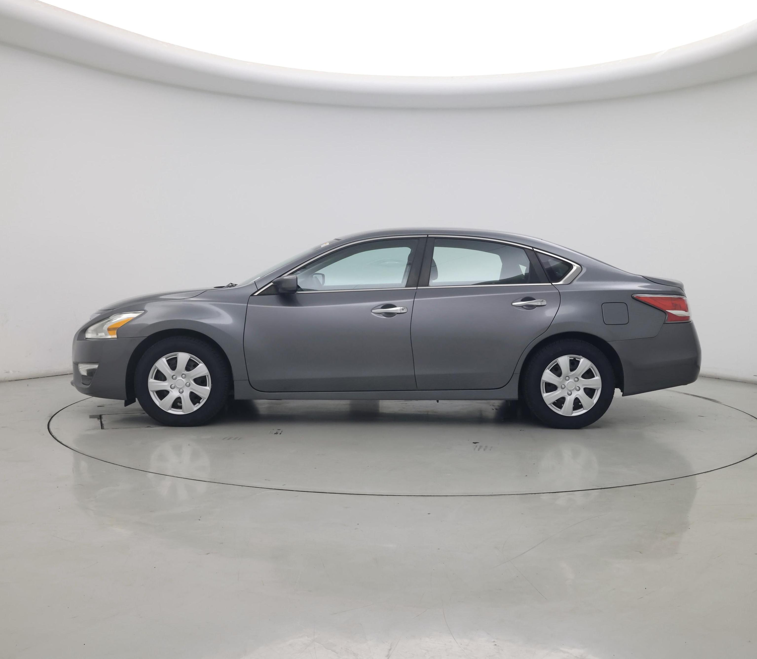 Thumbnail: 2015 Nissan Altima - 3