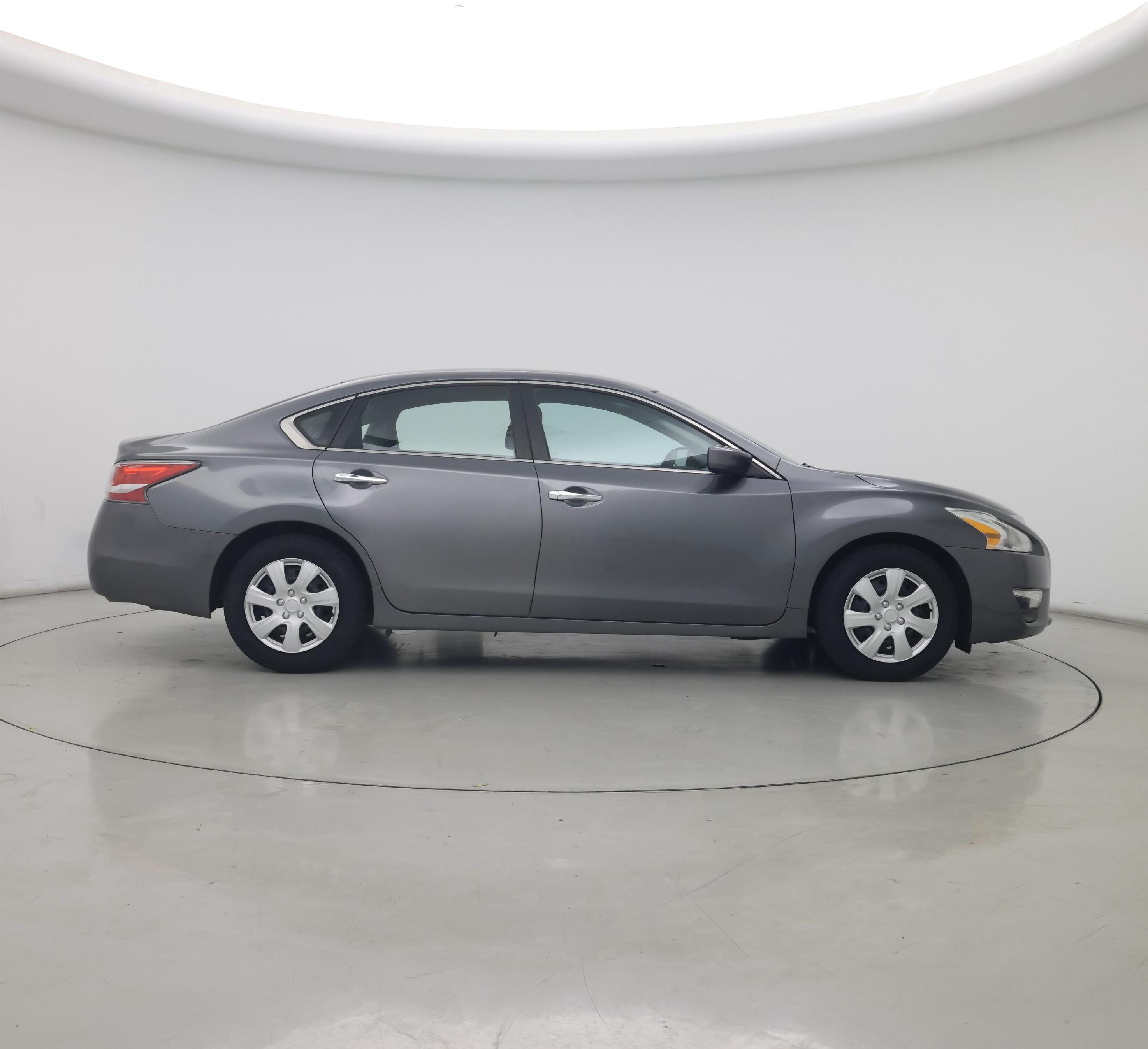 Thumbnail: 2015 Nissan Altima - 7