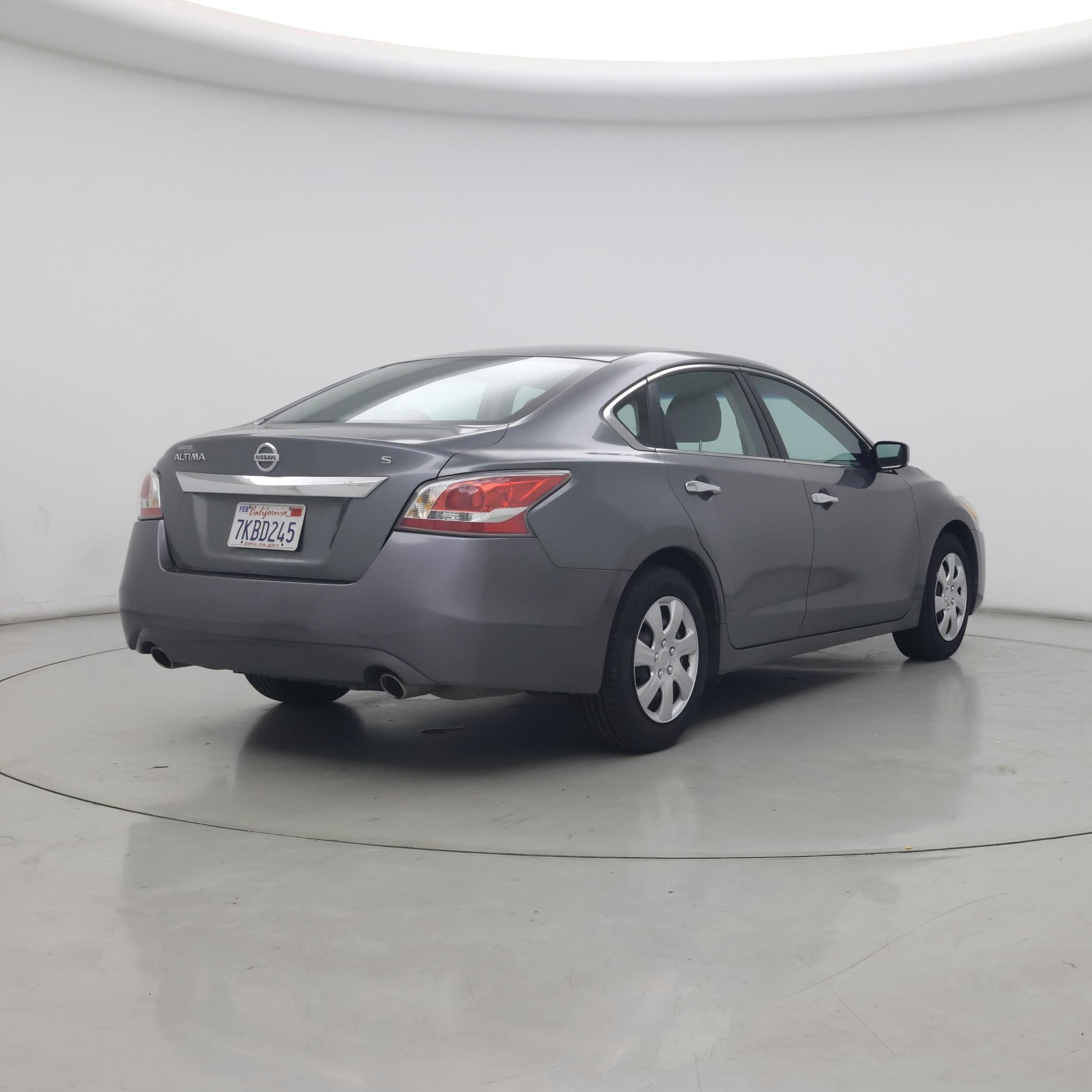 Thumbnail: 2015 Nissan Altima - 8